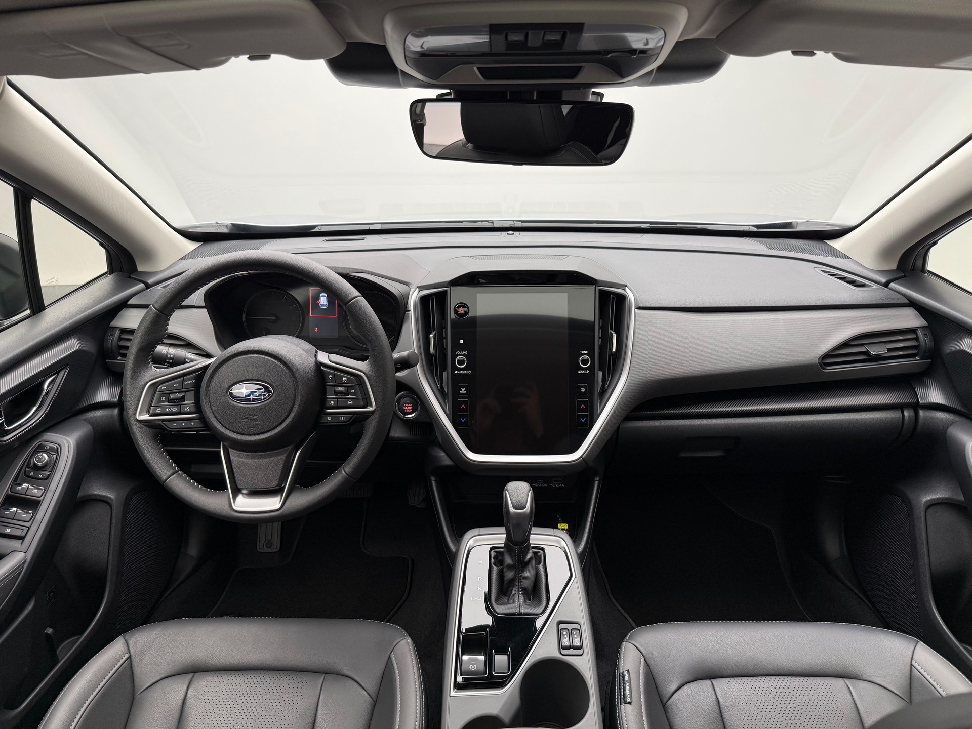 SUBARU Crosstrek 2.0i e-Boxer Luxury-image-8