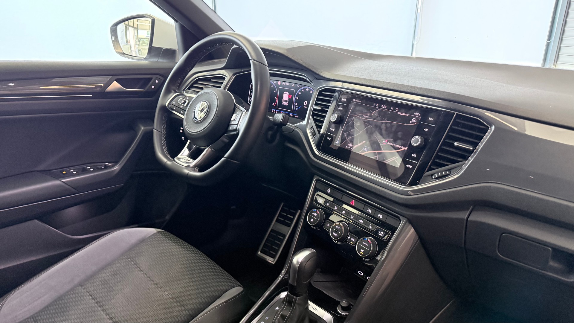 VW T-Roc 2.0 TSI Sport DSG 4motion-image-21