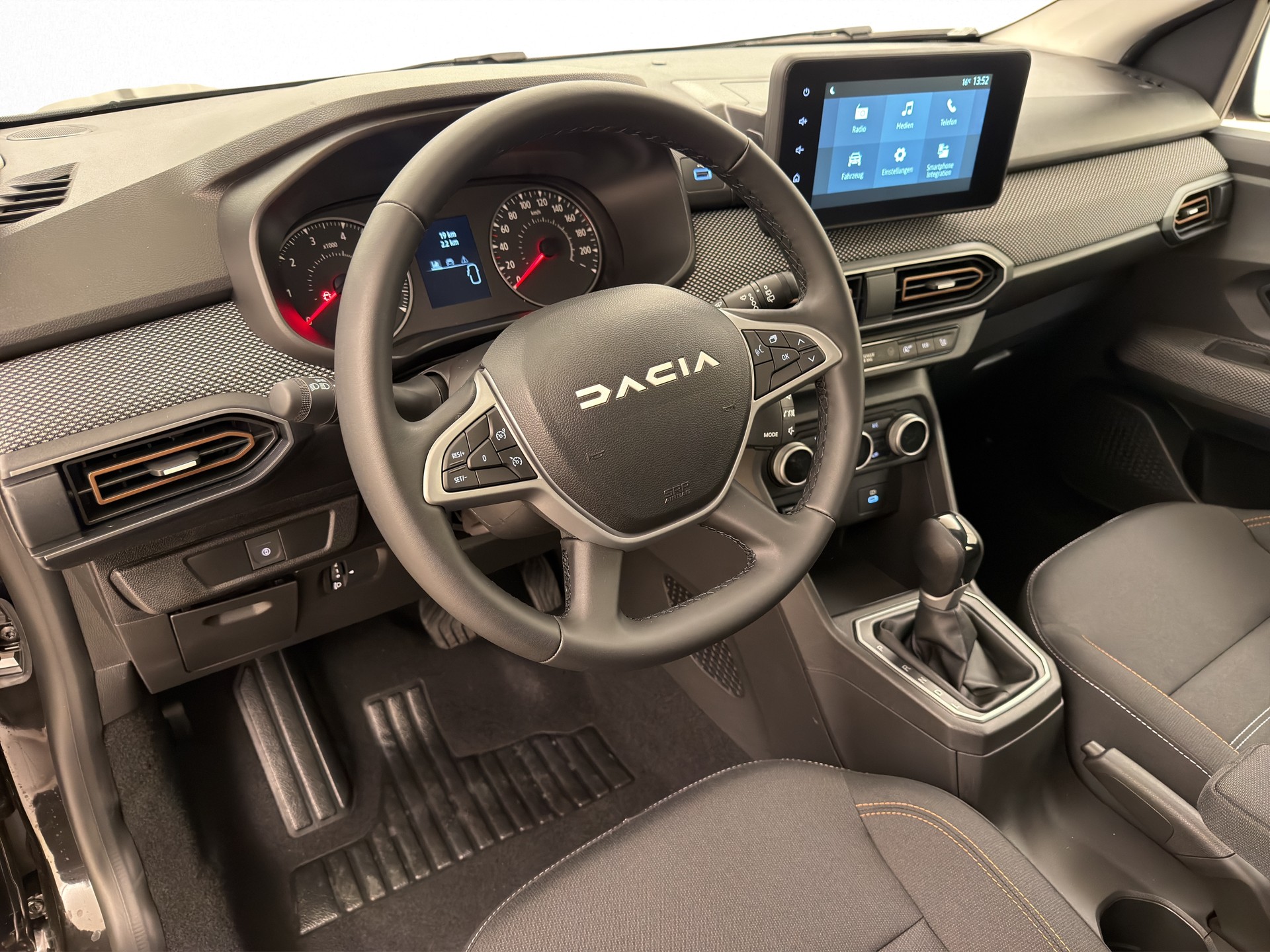 DACIA Sandero 1.0 TCe 90 Stepway EXPRESSION TCe 90 CVT-image-12