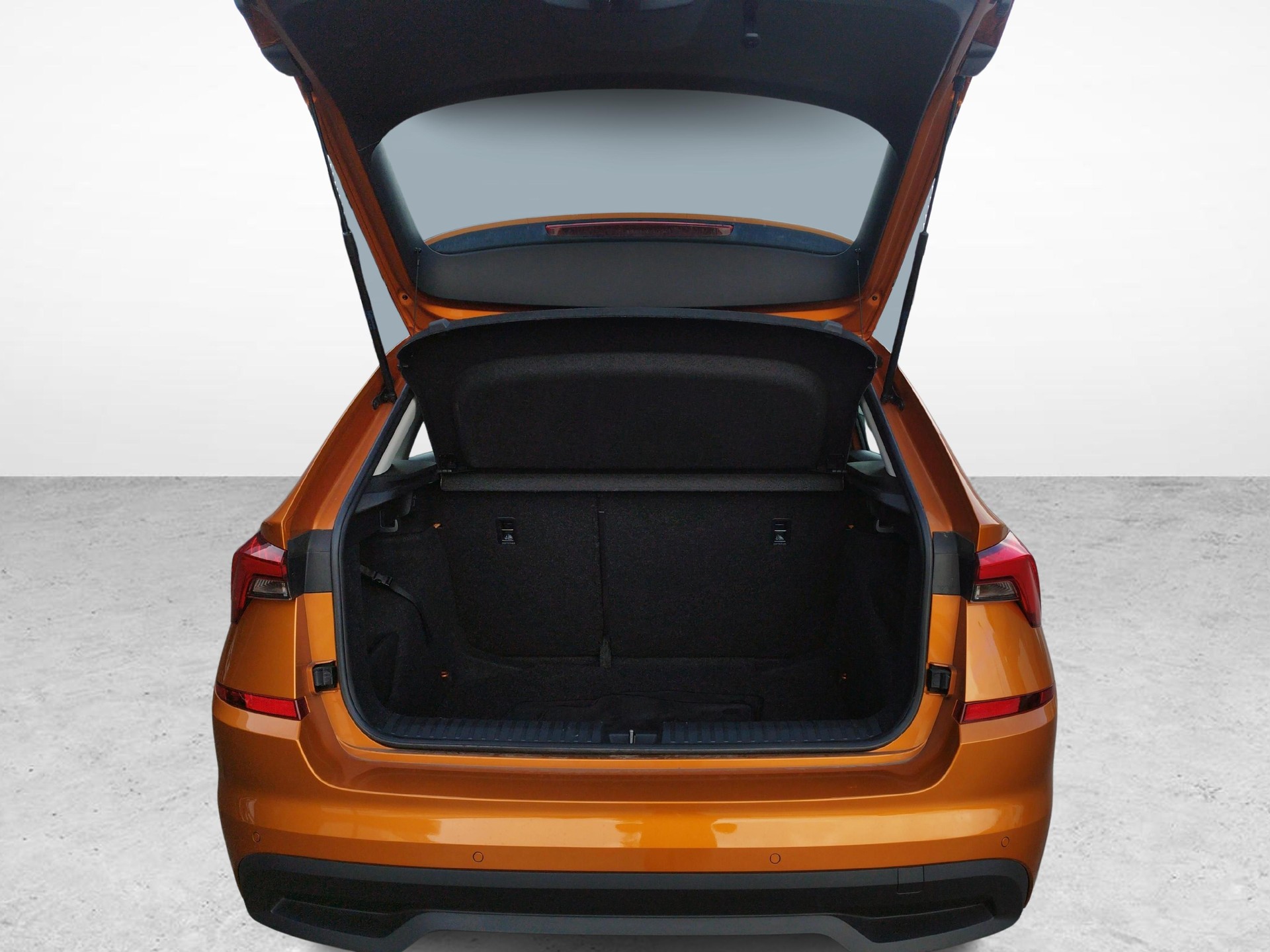 SKODA Kamiq 1.0 TSI Tour DSG-image-11