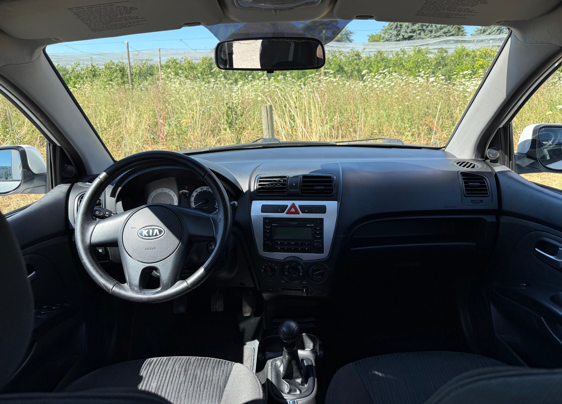 KIA Picanto 1.0 _seven-image-8