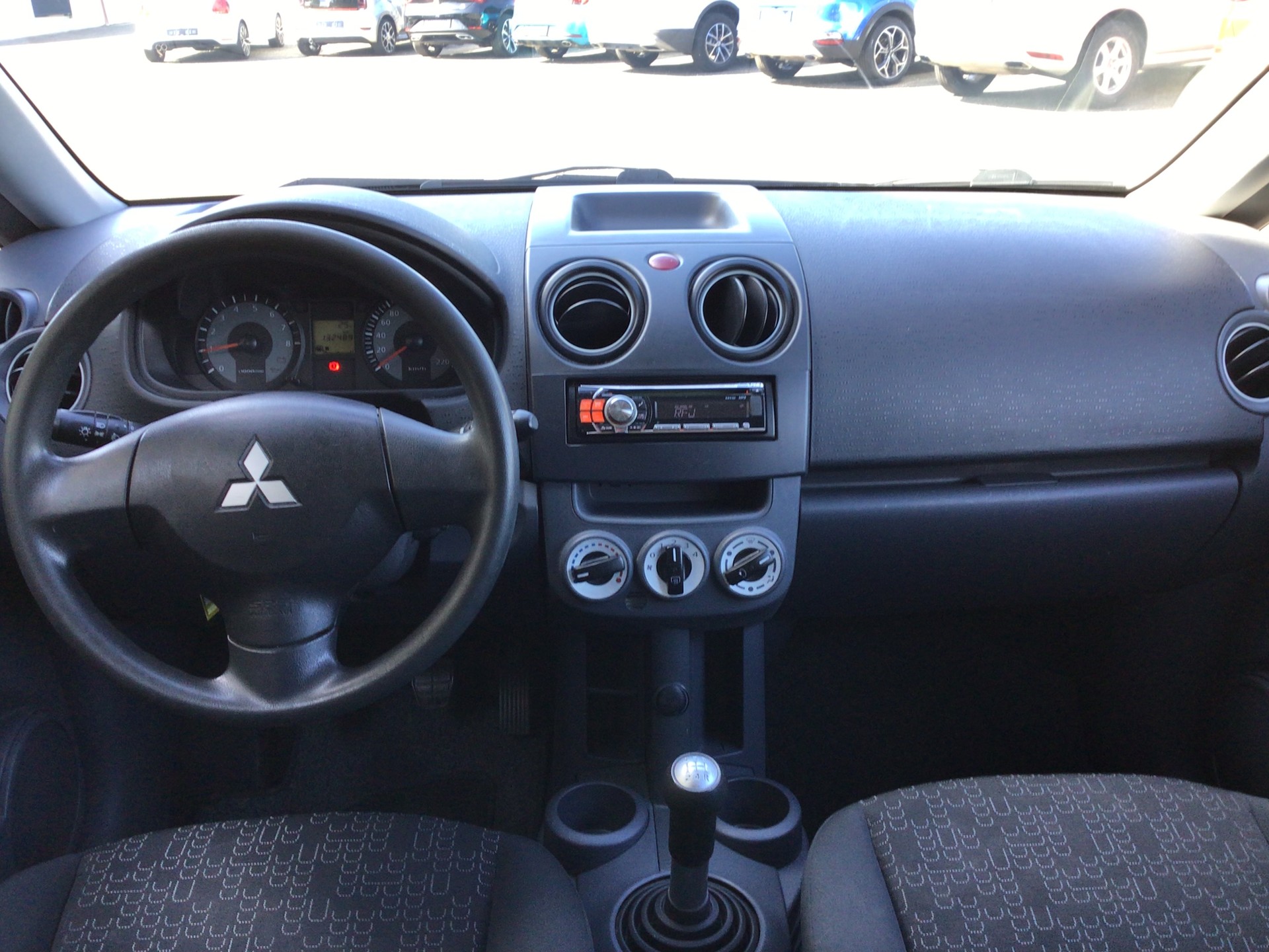 MITSUBISHI Colt 1.1 12V-image-10