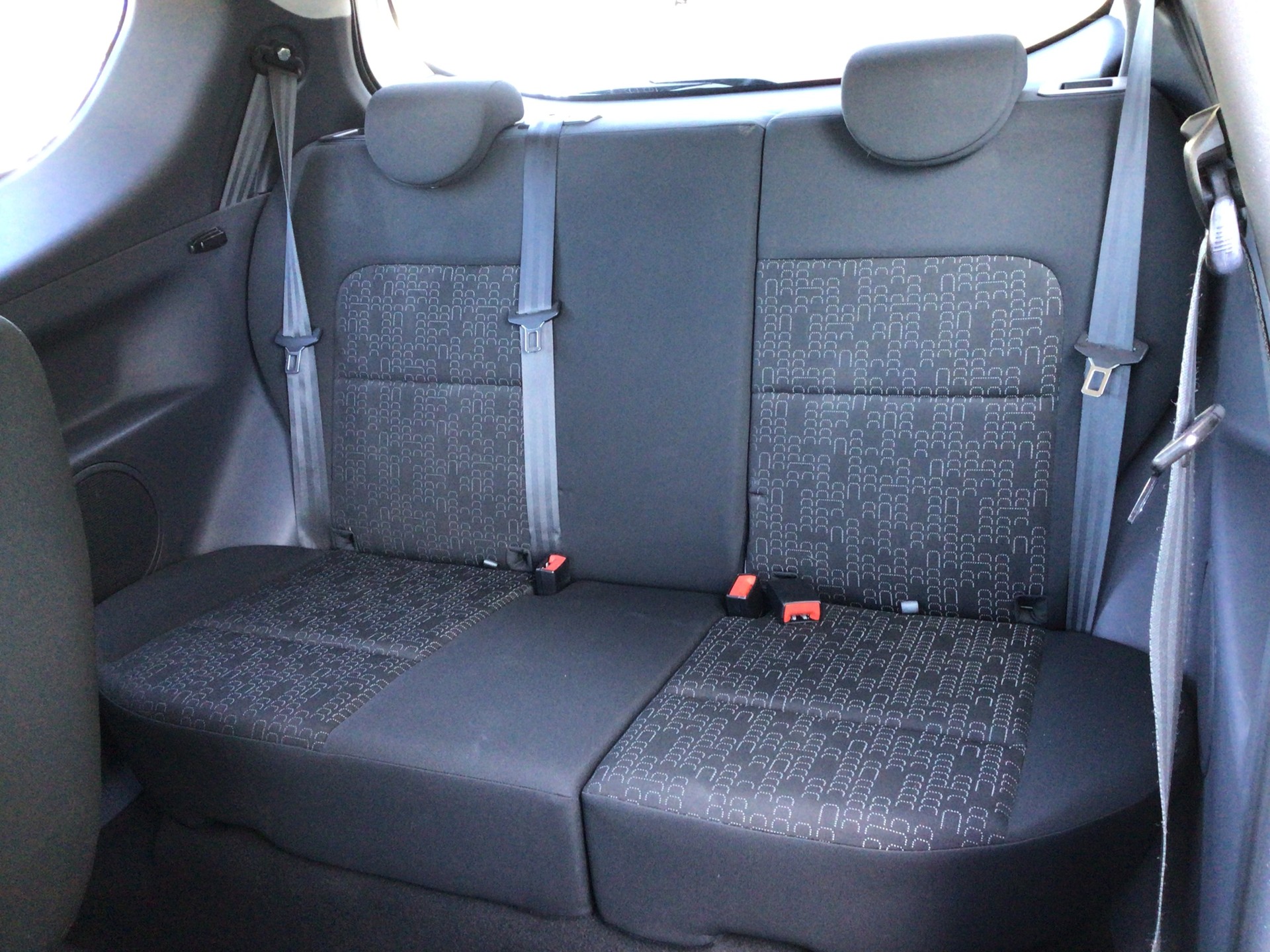 MITSUBISHI Colt 1.1 12V-image-8
