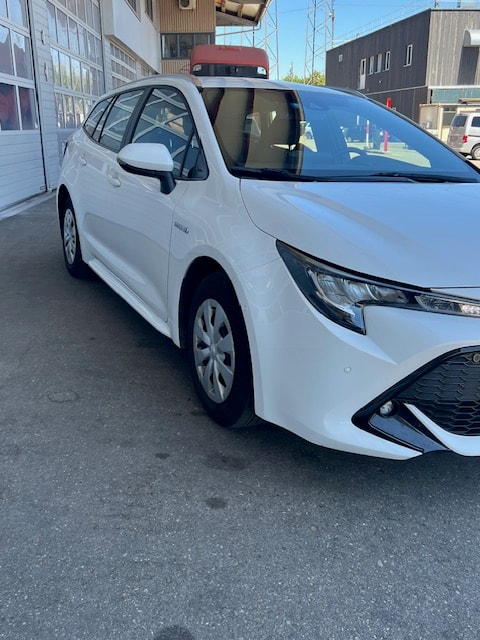 TOYOTA 1.8 HSD Comfort-image-4
