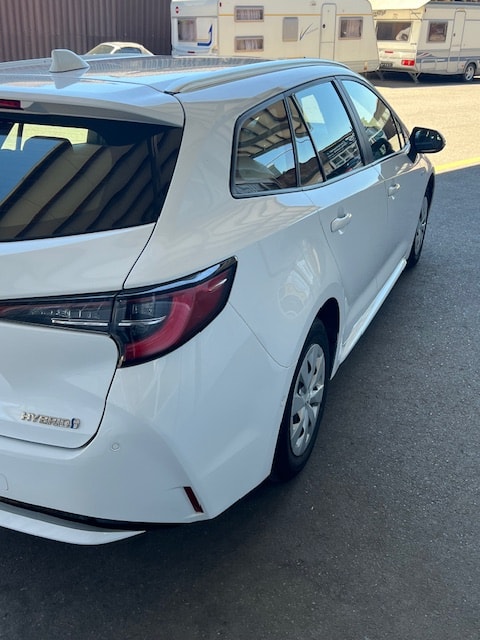 TOYOTA 1.8 HSD Comfort-image-5