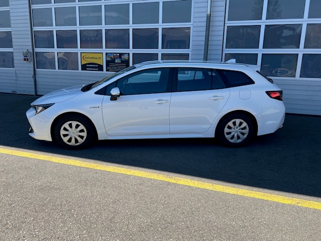 TOYOTA 1.8 HSD Comfort-image-0