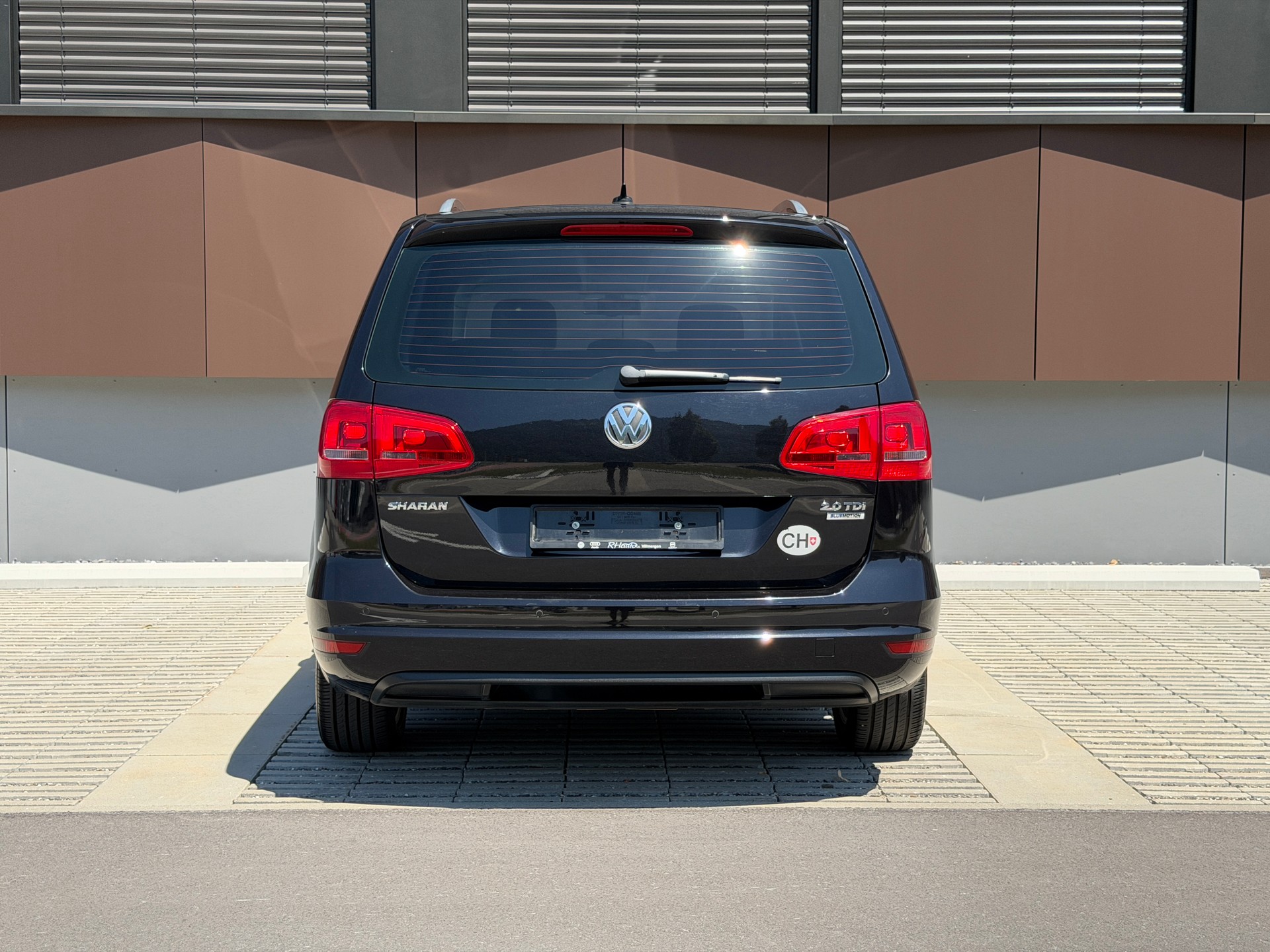 VW Sharan 2.0 TDI BlueMotion DSG *7-Plätzer* *Tempomat*-image-4