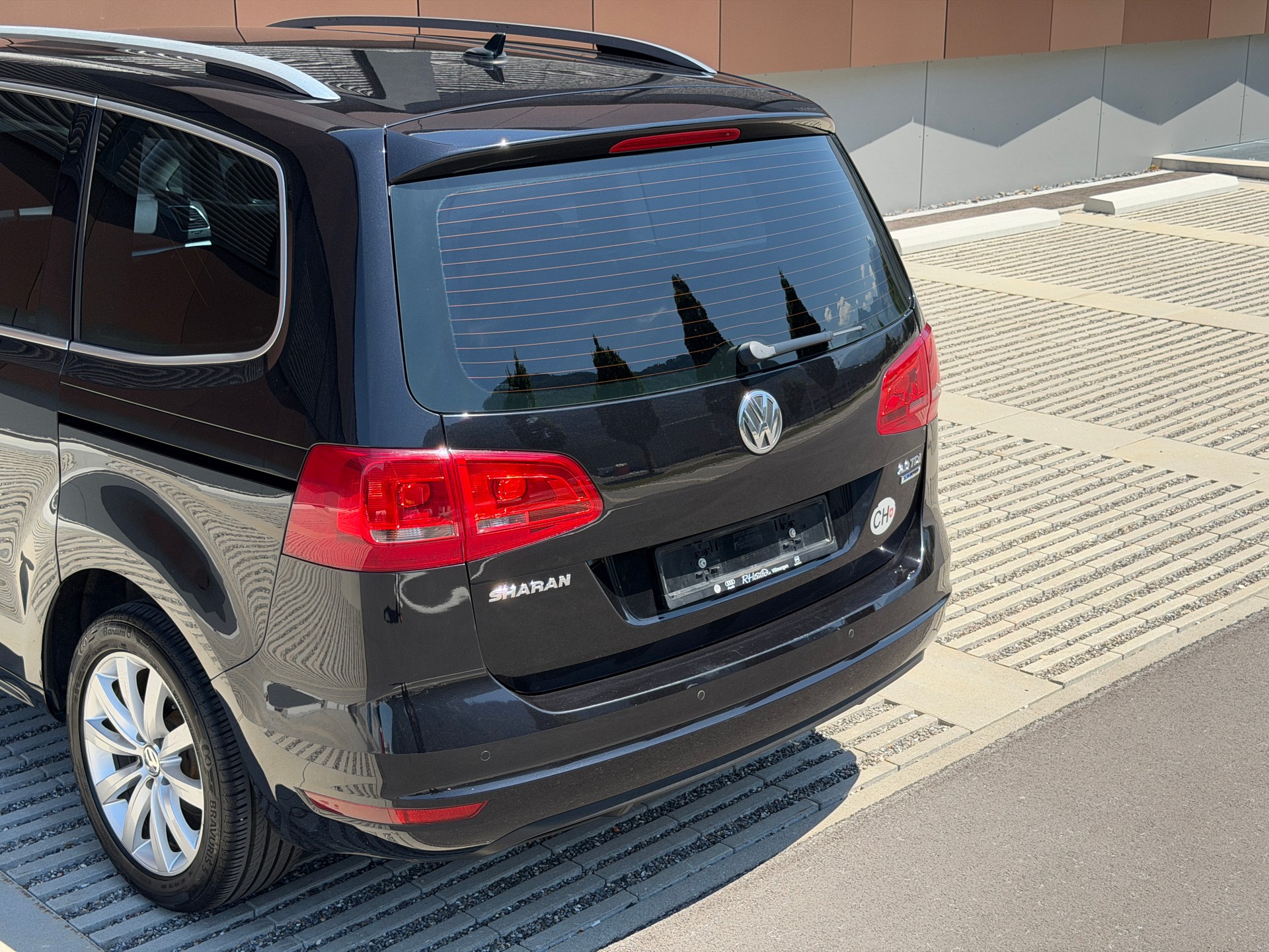 VW Sharan 2.0 TDI BlueMotion DSG *7-Plätzer* *Tempomat*-image-28