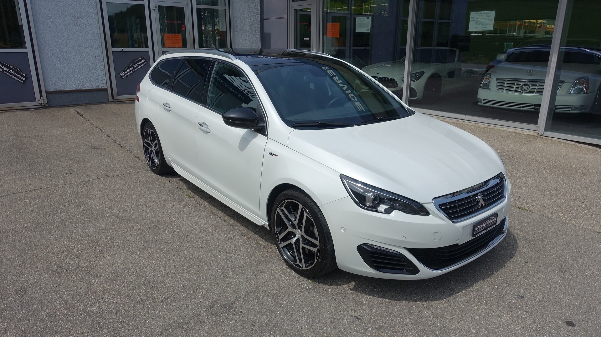 PEUGEOT 308 SW 1.6 eTHP GT-image-1