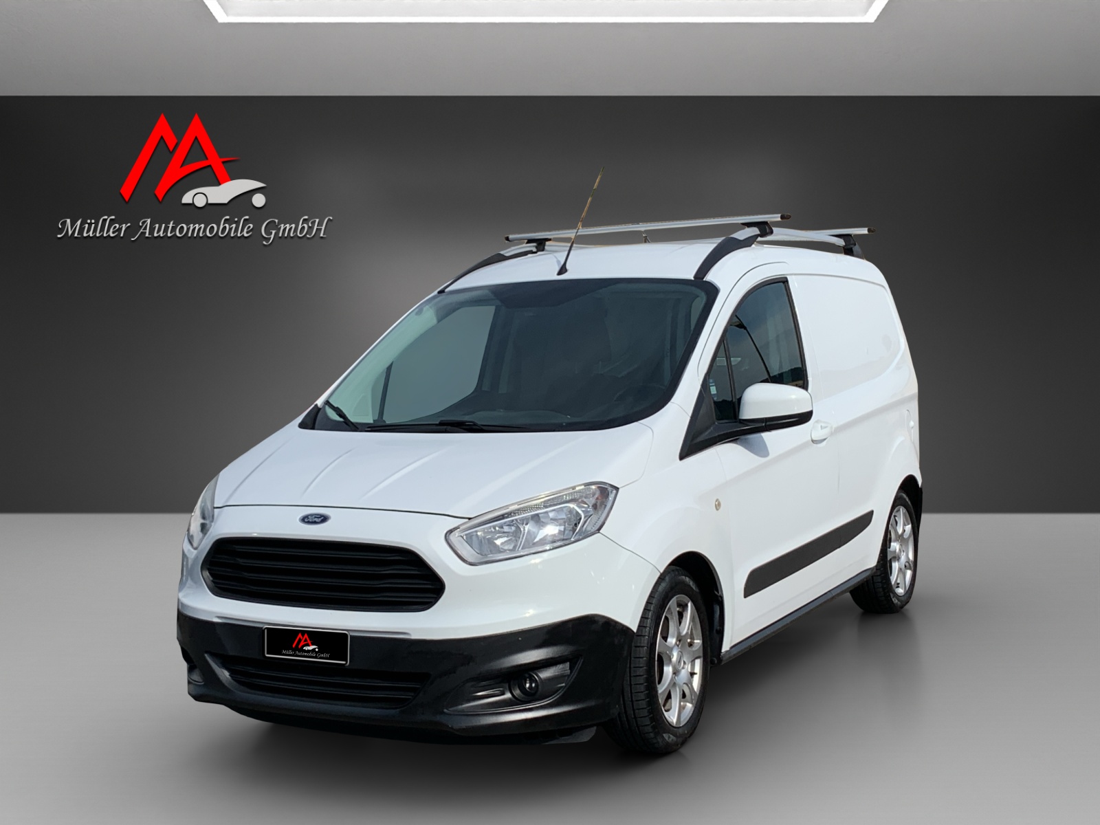FORD Transit Courier Van 1.0 EcoBoost Trend-image-0
