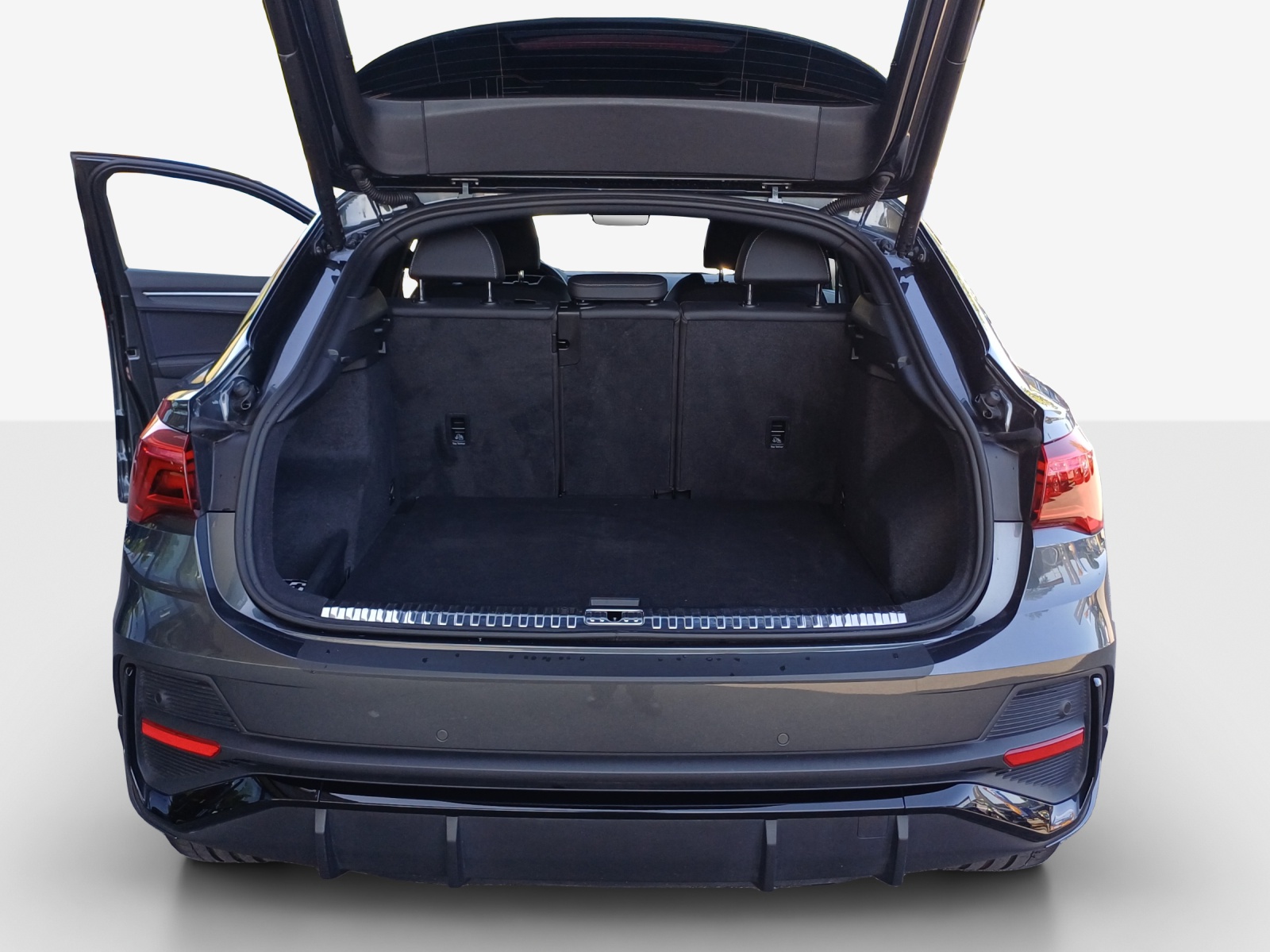 AUDI Q3 Sportback 35 TFSI S line Attraction S-tronic-image-12