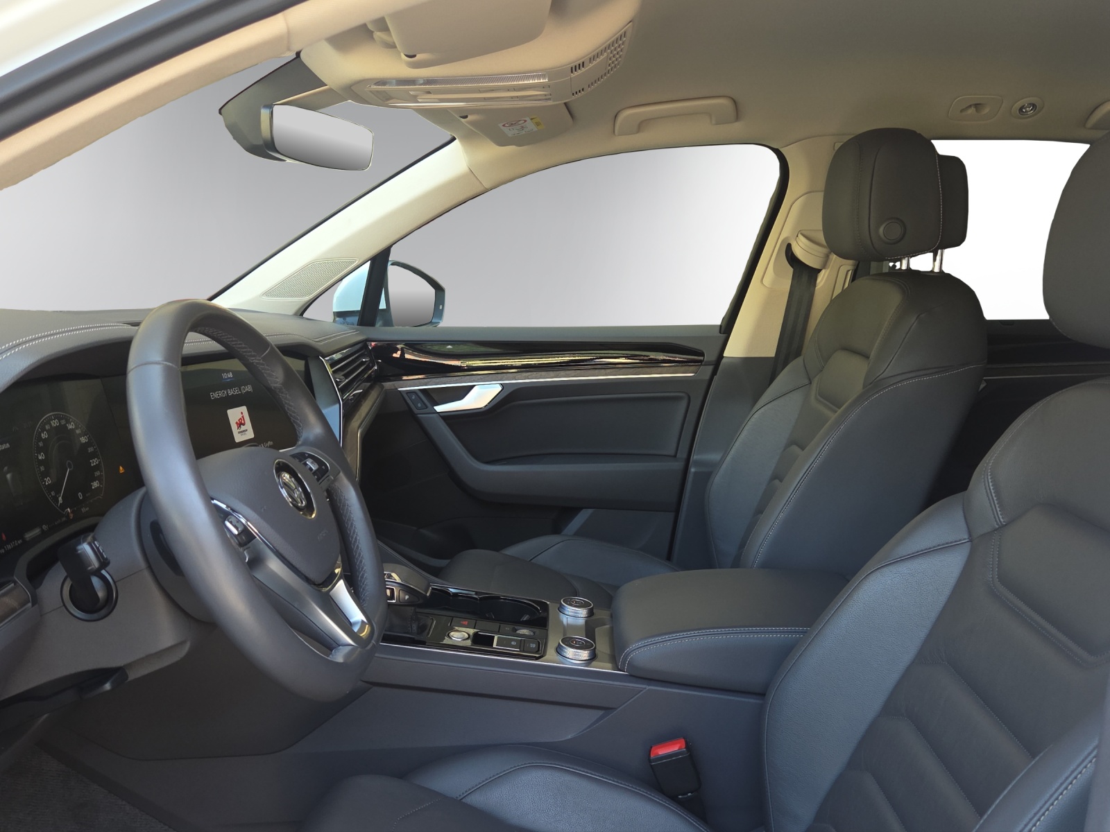 VW Touareg 3.0 TDI Atmosphere Tiptronic-image-10