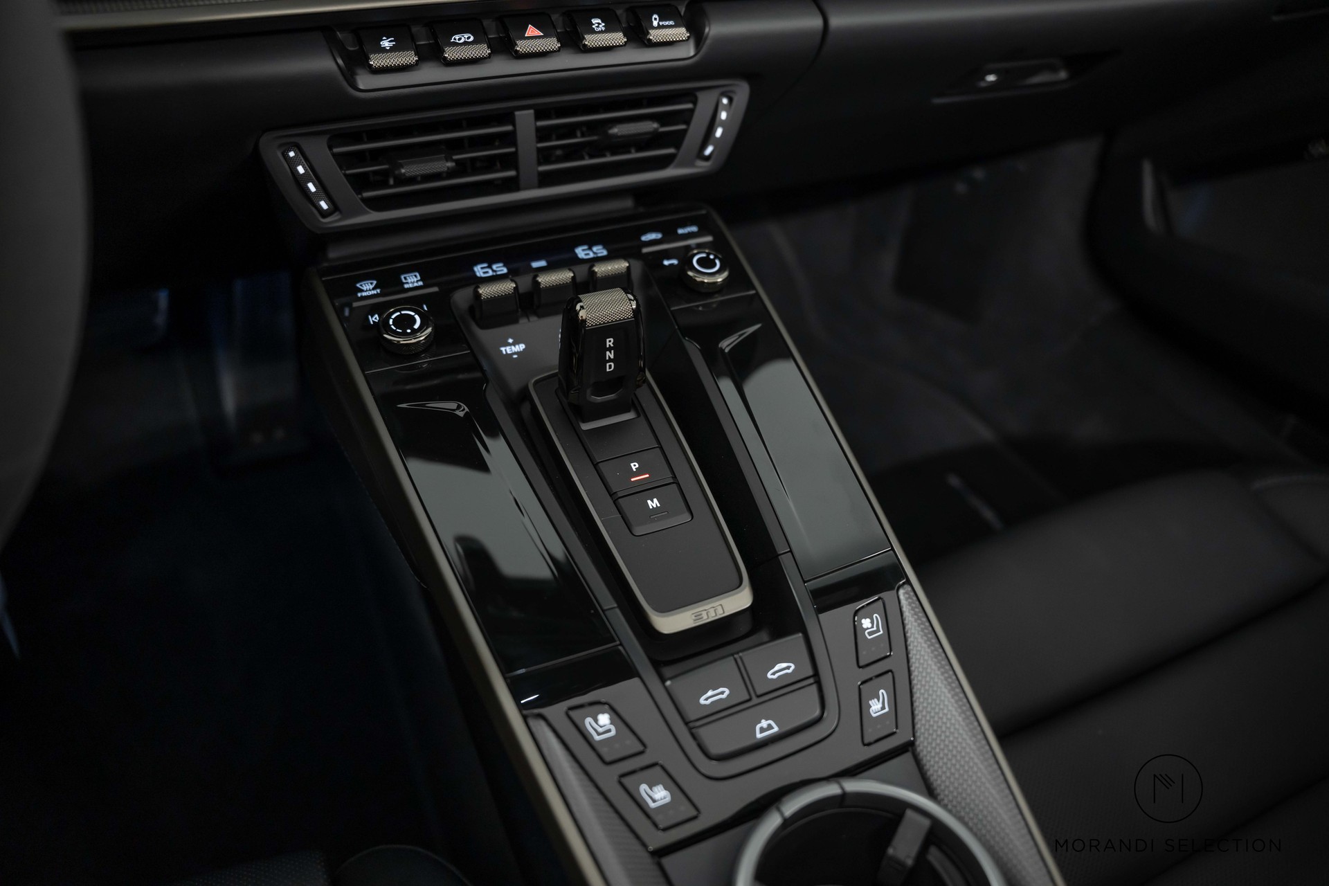 PORSCHE 911 Cabriolet 3.6 Turbo S PDK-image-26