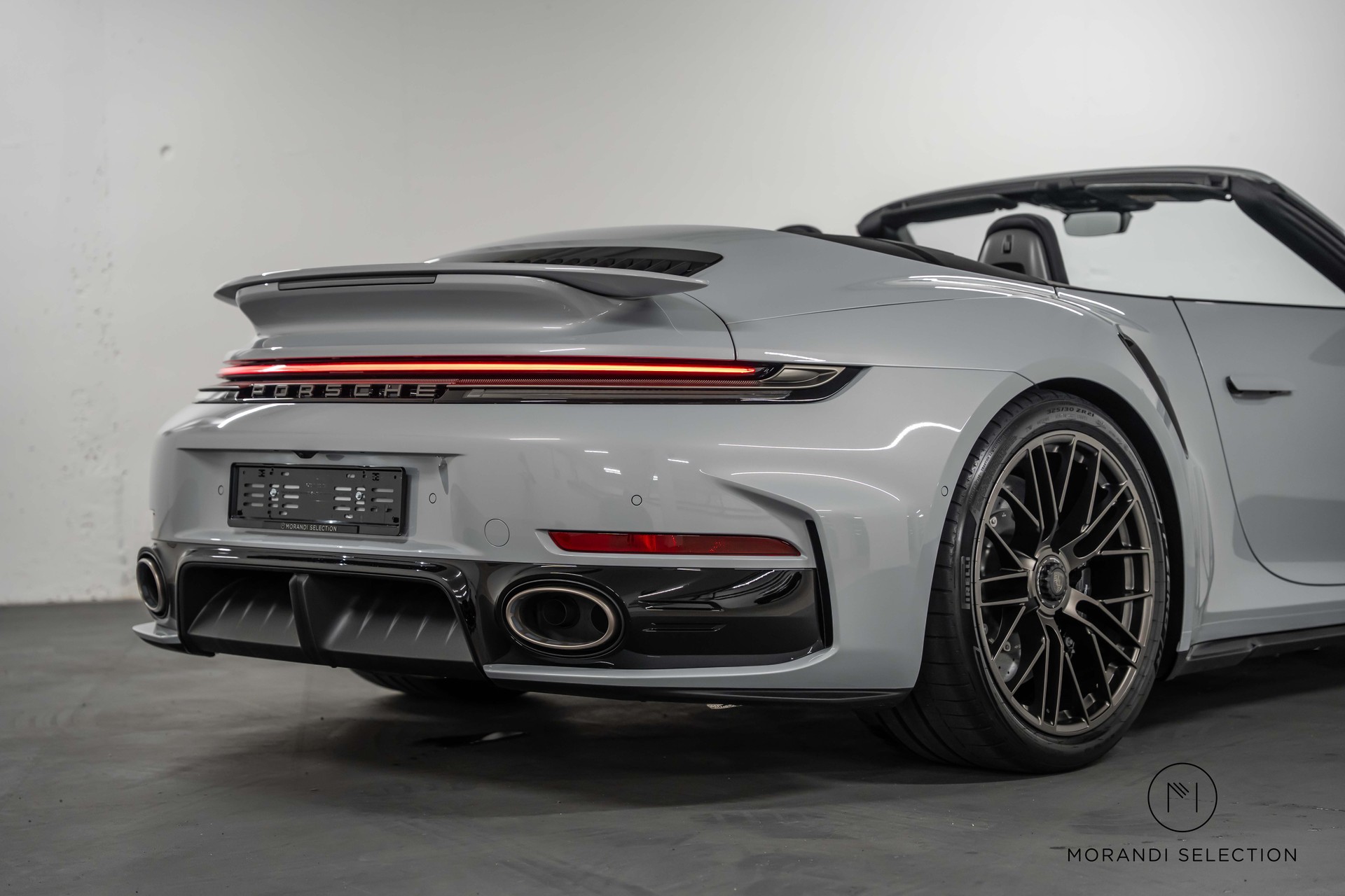 PORSCHE 911 Cabriolet 3.6 Turbo S PDK-image-5