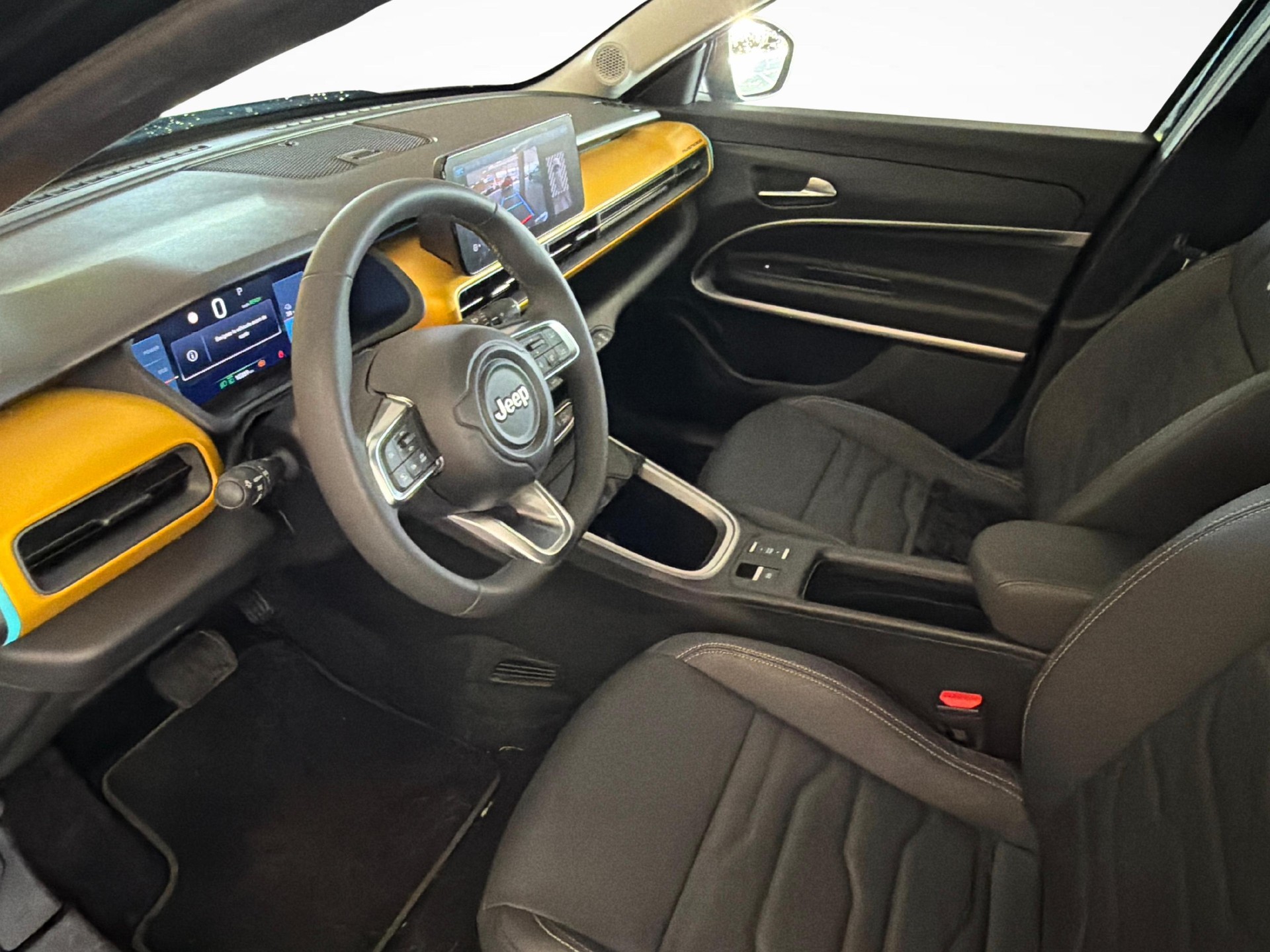 JEEP Avenger Summit-image-9