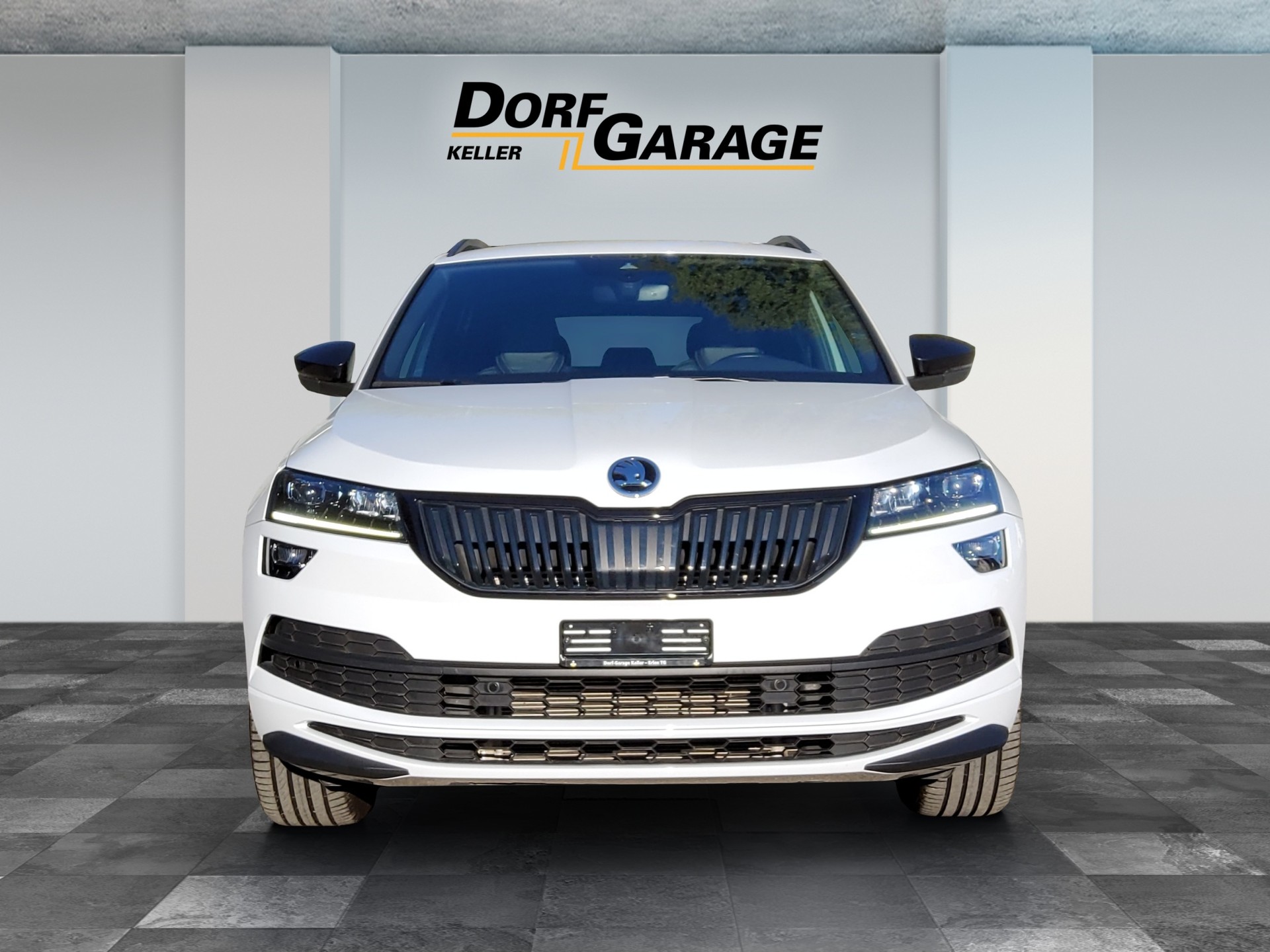 SKODA Karoq 2.0 TSI SportLine 4x4 DSG-image-1