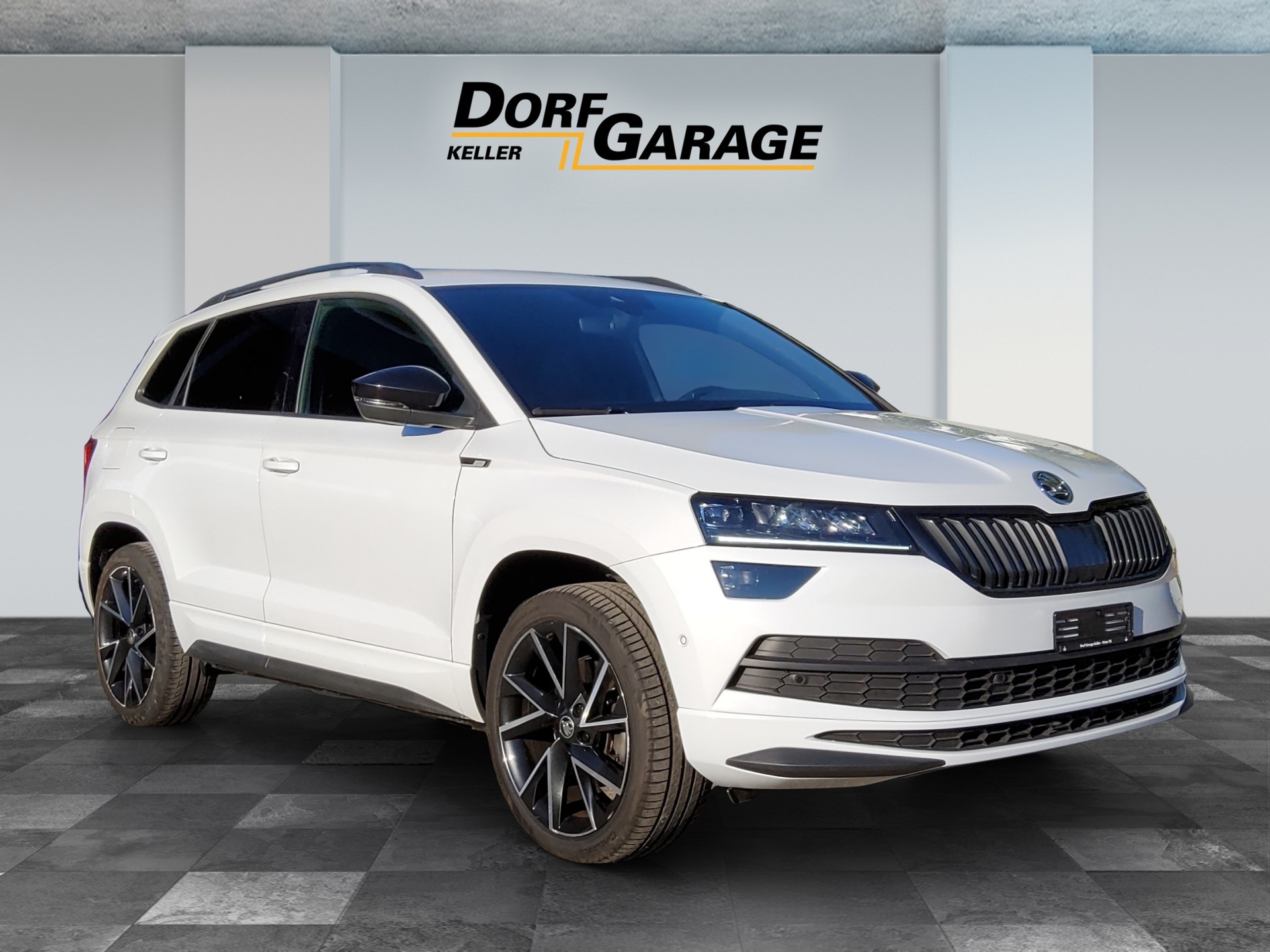 SKODA Karoq 2.0 TSI SportLine 4x4 DSG-image-2