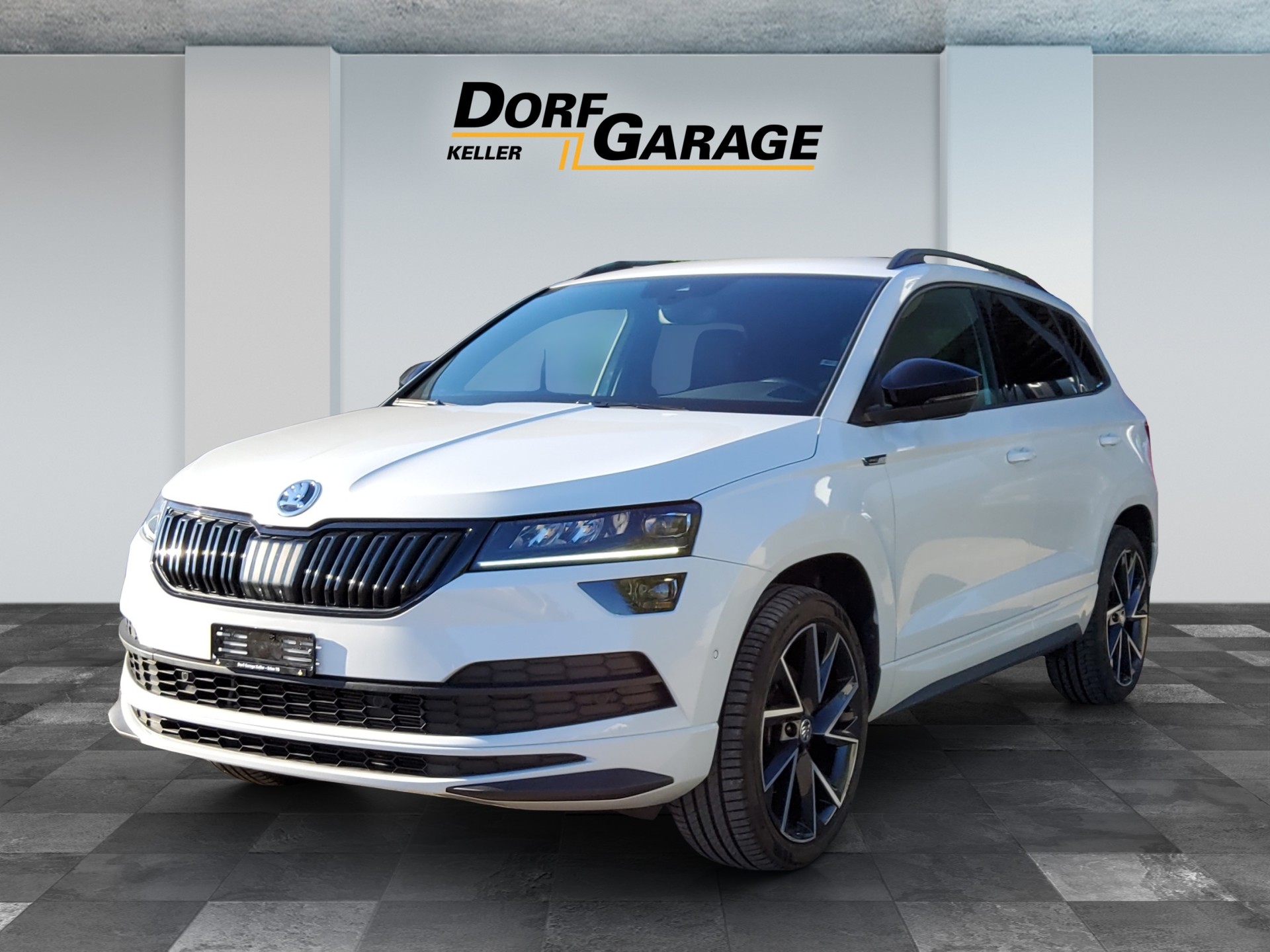 SKODA Karoq 2.0 TSI SportLine 4x4 DSG-image-0