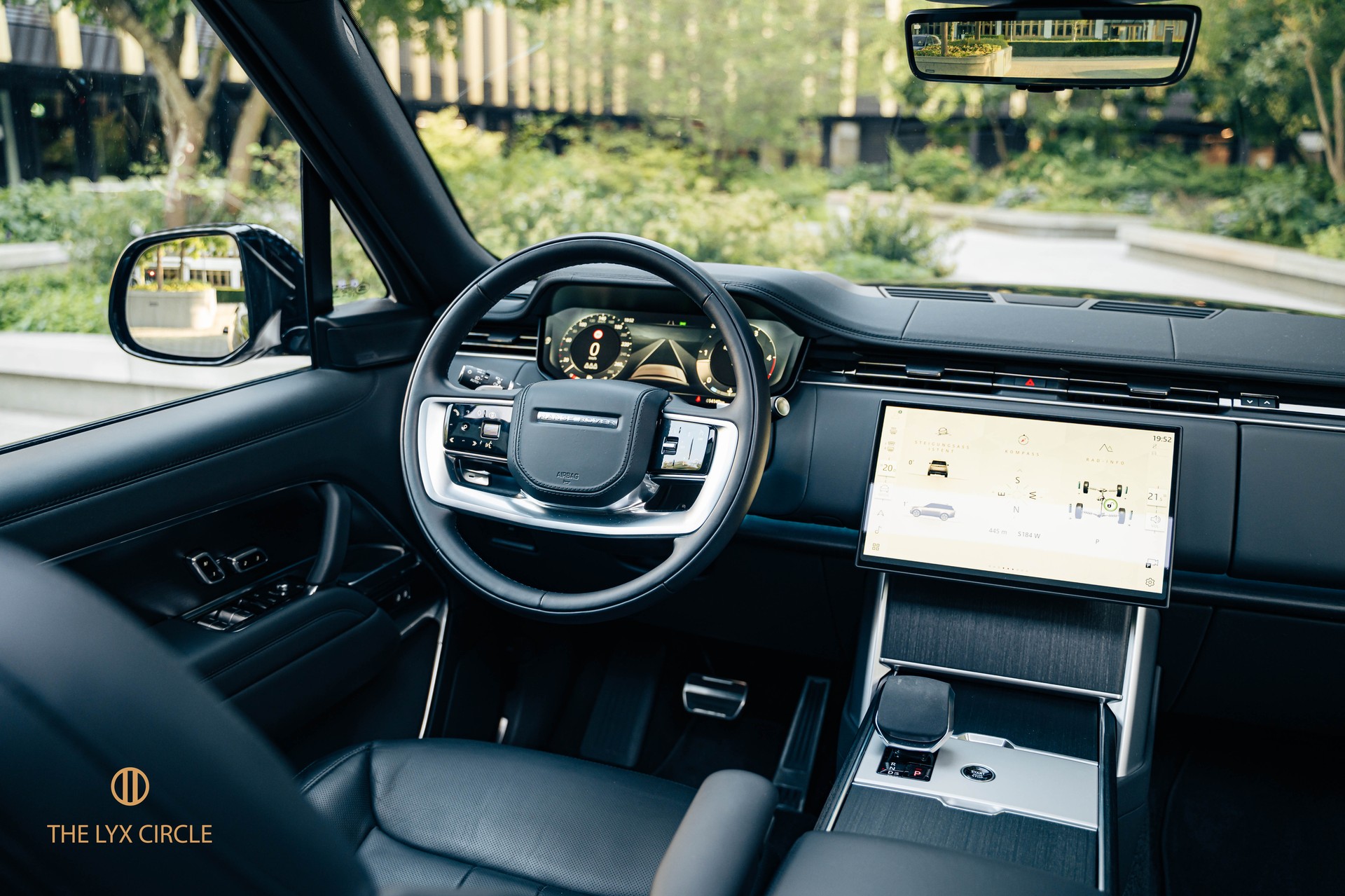 LAND ROVER Range Rover D300 3.0D I6 MHEV HSE Automatic-image-11