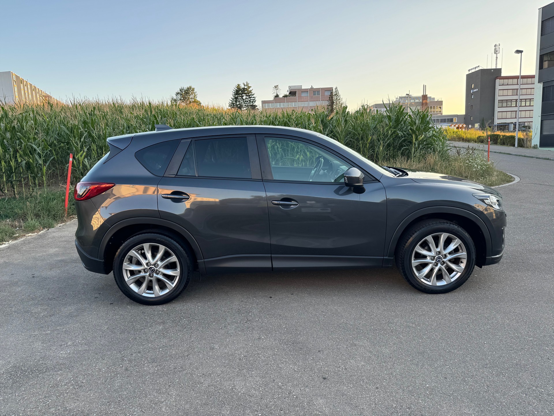 MAZDA CX-5 2.2 D HP Revolution AWD-image-3