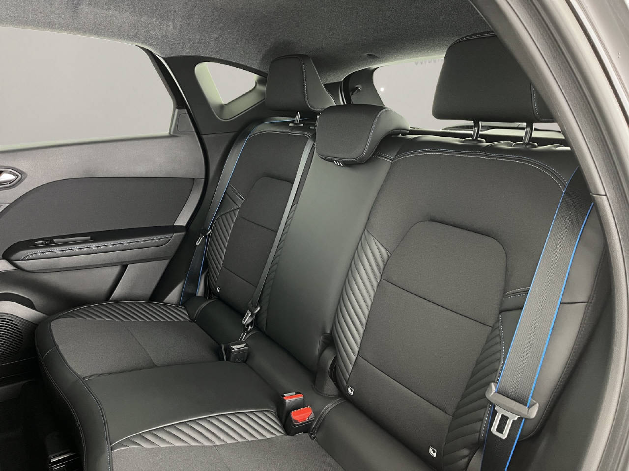 RENAULT Captur 1.8 E-Tech esprit Alpine-image-7