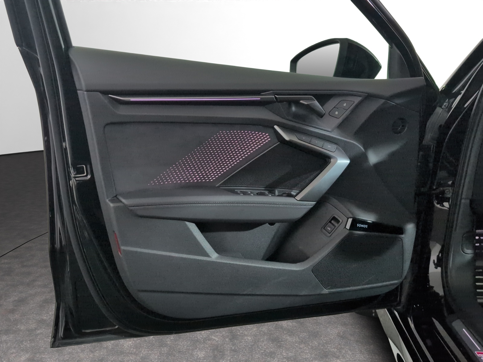 AUDI RS3 Sportback 2.5 TSI quattro S-tronic-image-13
