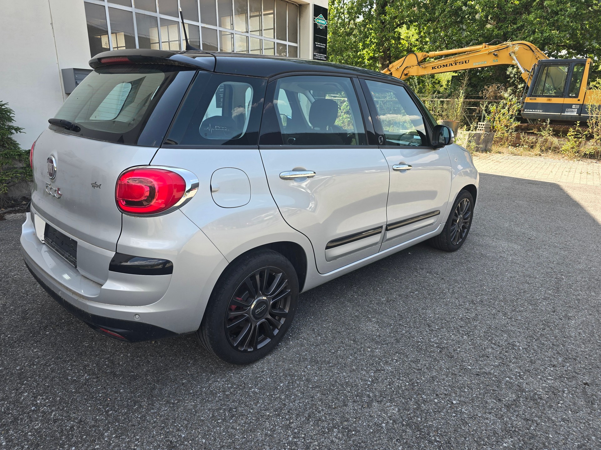 FIAT 500L 1.6 JTD Urban-image-2
