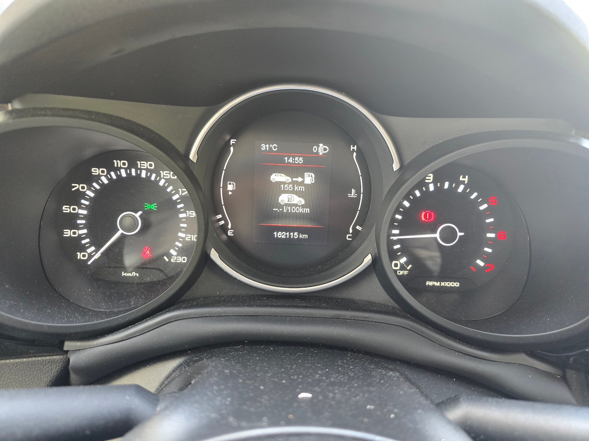 FIAT 500L 1.6 JTD Urban-image-9