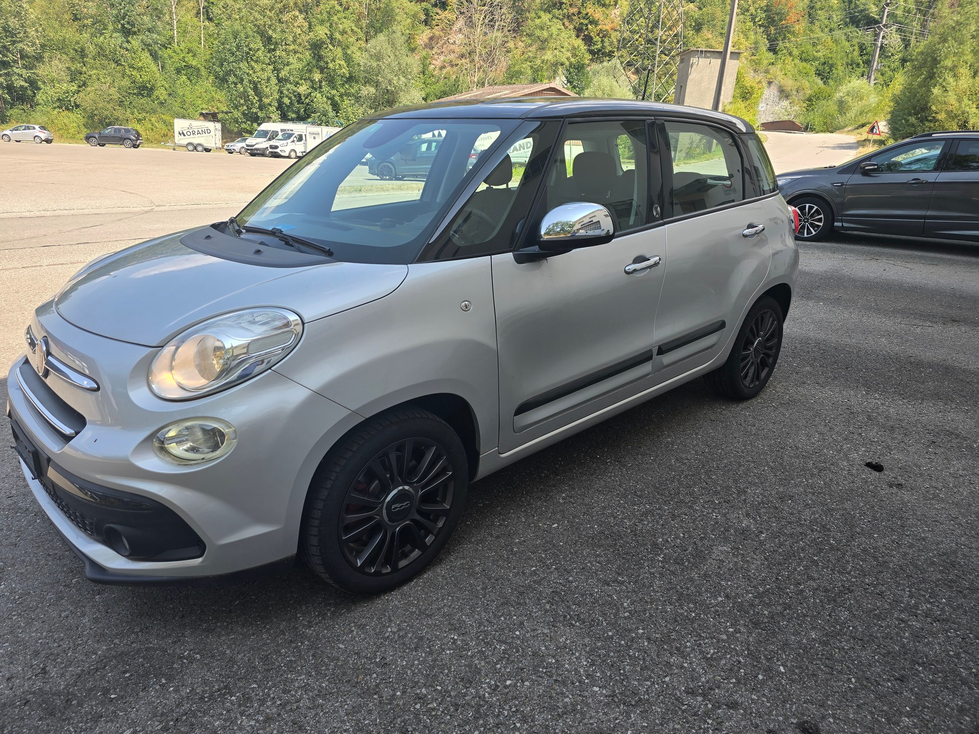 FIAT 500L 1.6 JTD Urban-image-0