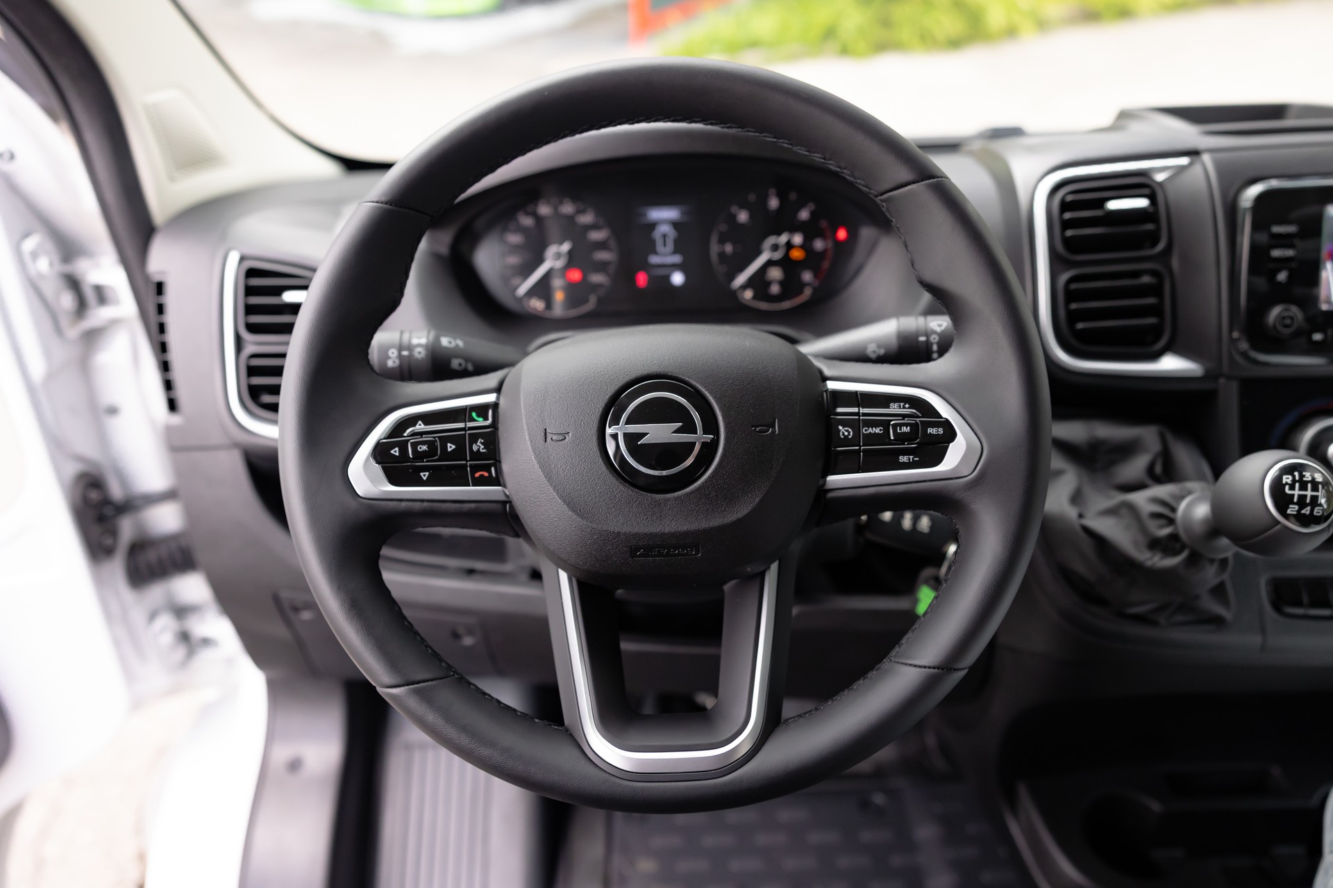 OPEL Movano 2.2 d 3,5t-image-4