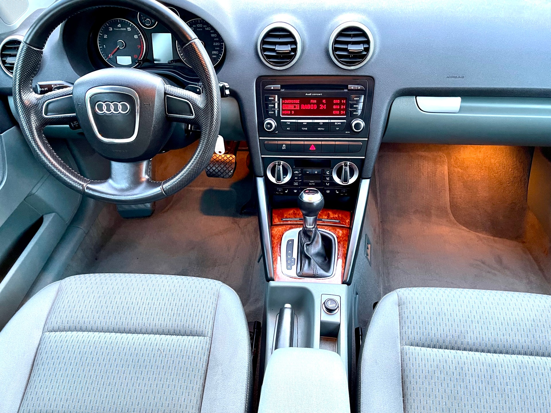 AUDI A3 Sportback 2.0 TFSI Style quattro S-tronic-image-19