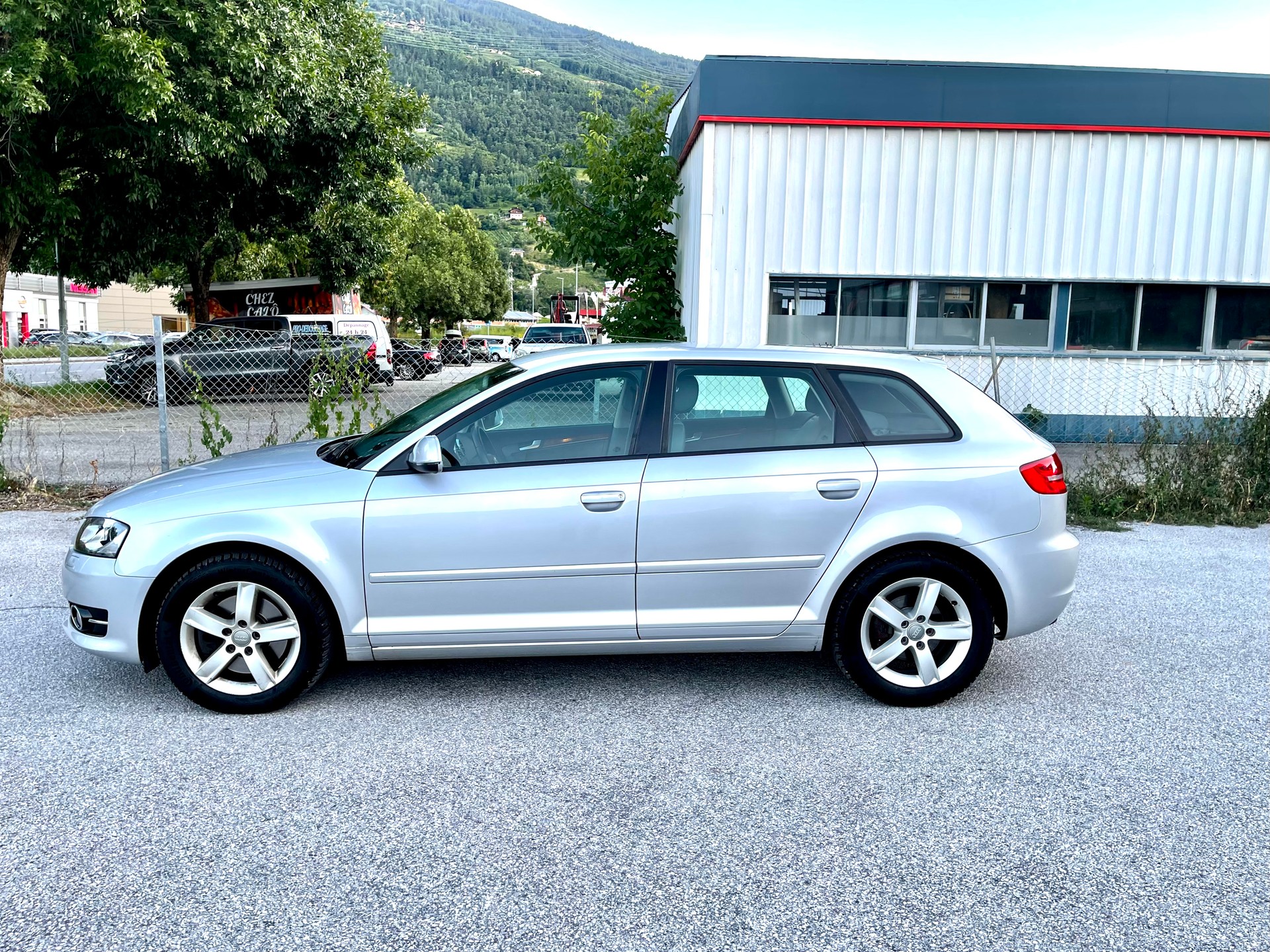 AUDI A3 Sportback 2.0 TFSI Style quattro S-tronic-image-25