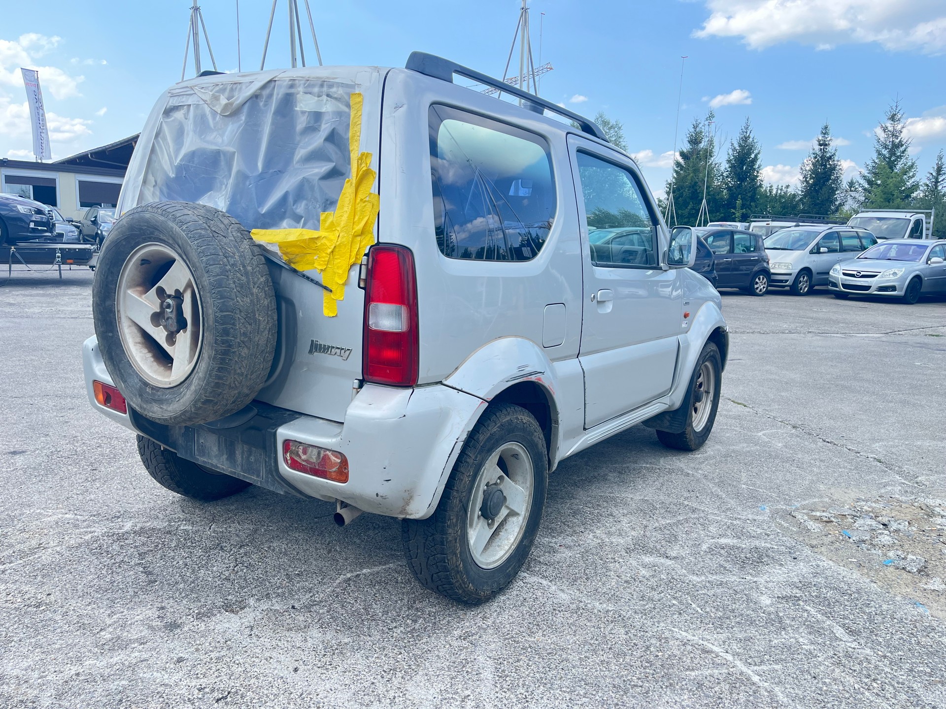 SUZUKI Jimny 1.3 16V JLX-image-4