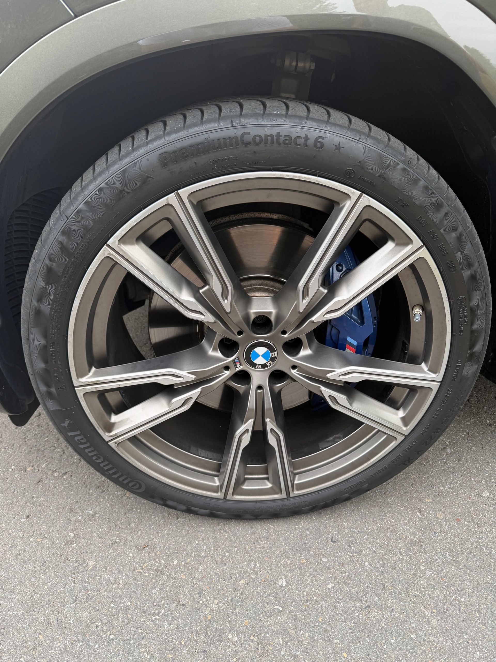 BMW X6 M50i-image-15