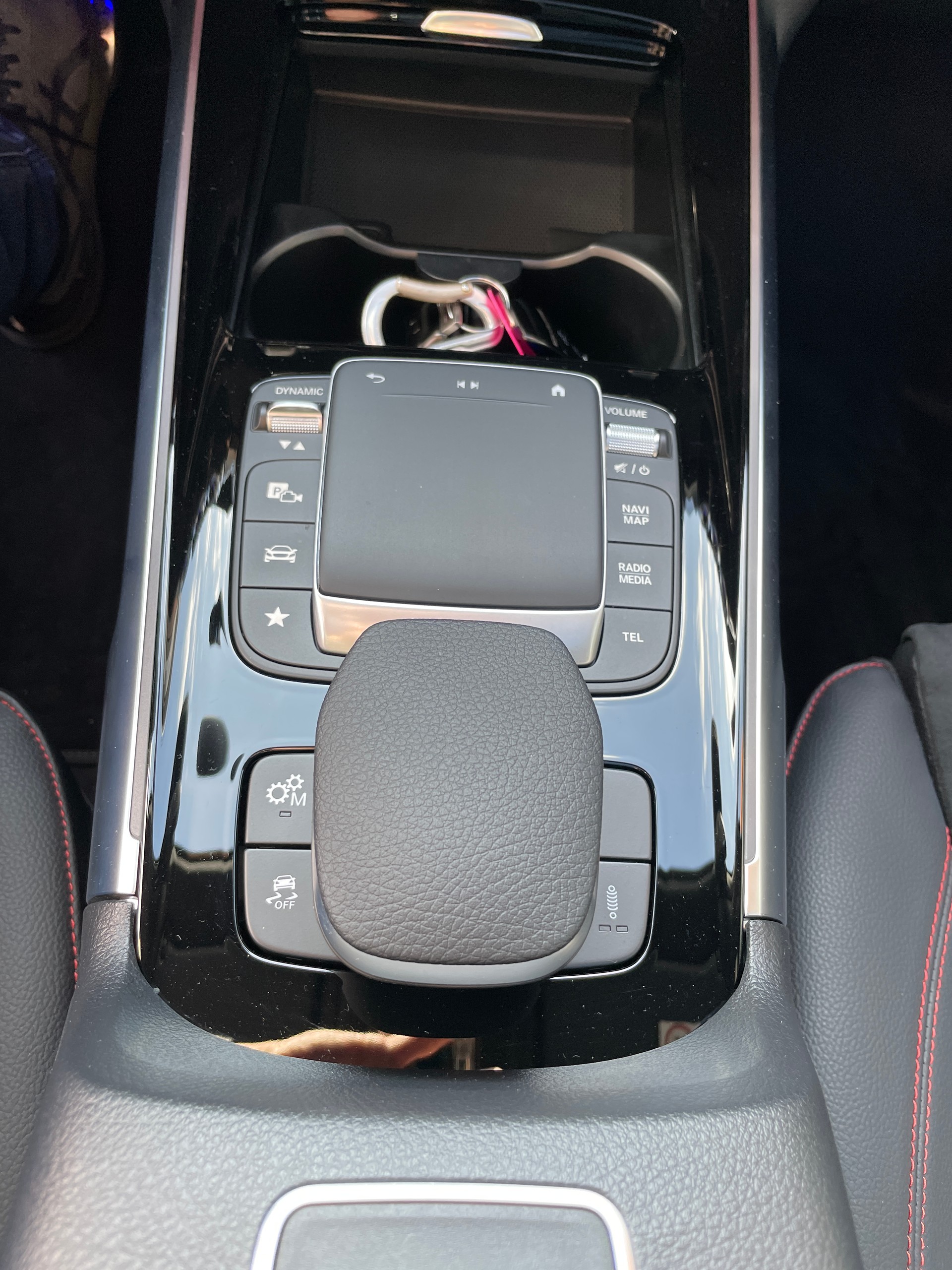 MERCEDES-BENZ GLB 35 AMG 4Matic 8G-Tronic-image-25