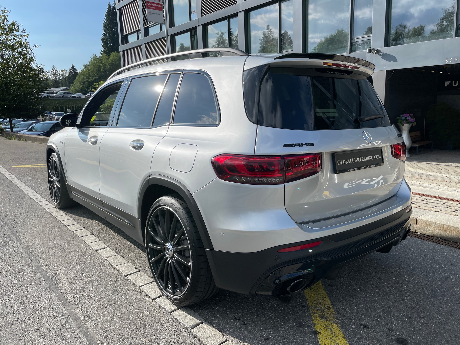 MERCEDES-BENZ GLB 35 AMG 4Matic 8G-Tronic-image-9
