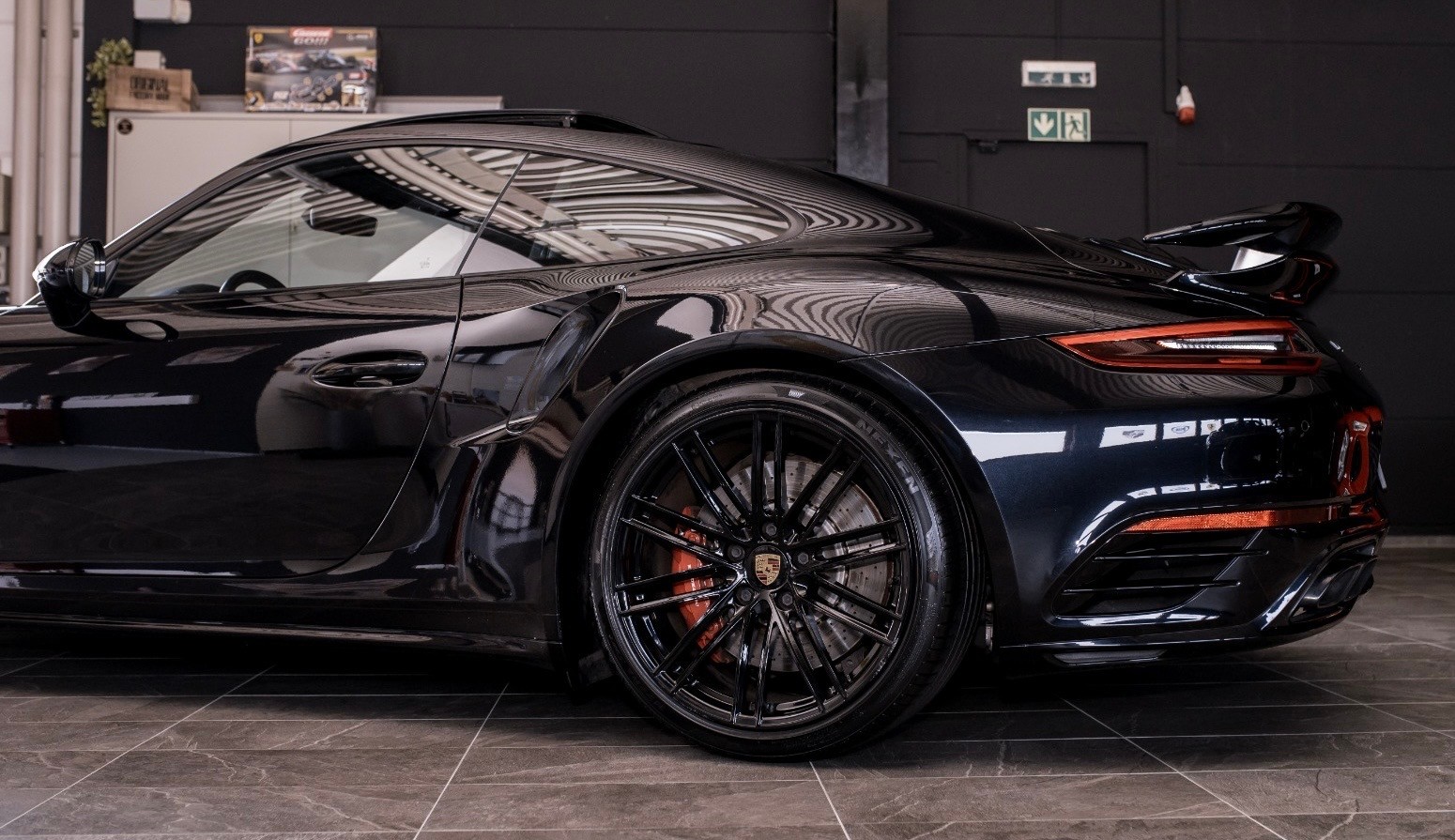 PORSCHE 911 Turbo PDK *BLACK BADGER*-image-0