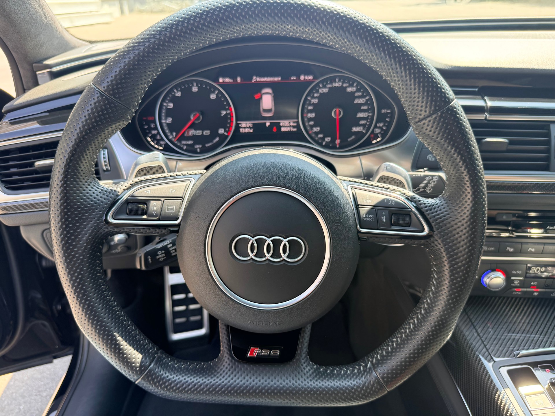 AUDI RS6 Avant 4.0 TFSI V8 performance quattro-image-20