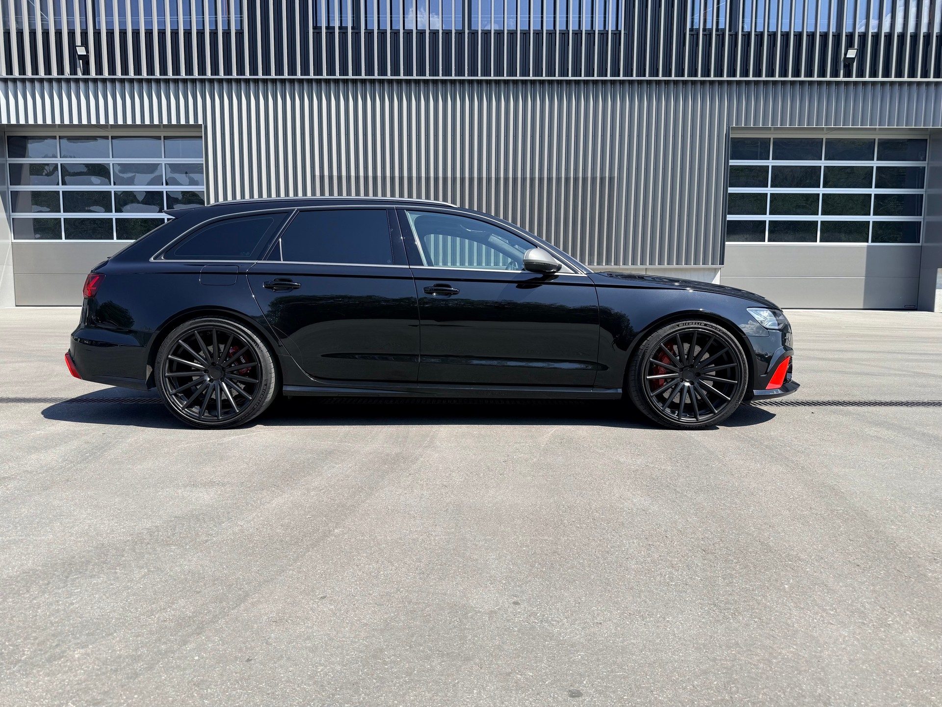 AUDI RS6 Avant 4.0 TFSI V8 performance quattro-image-5