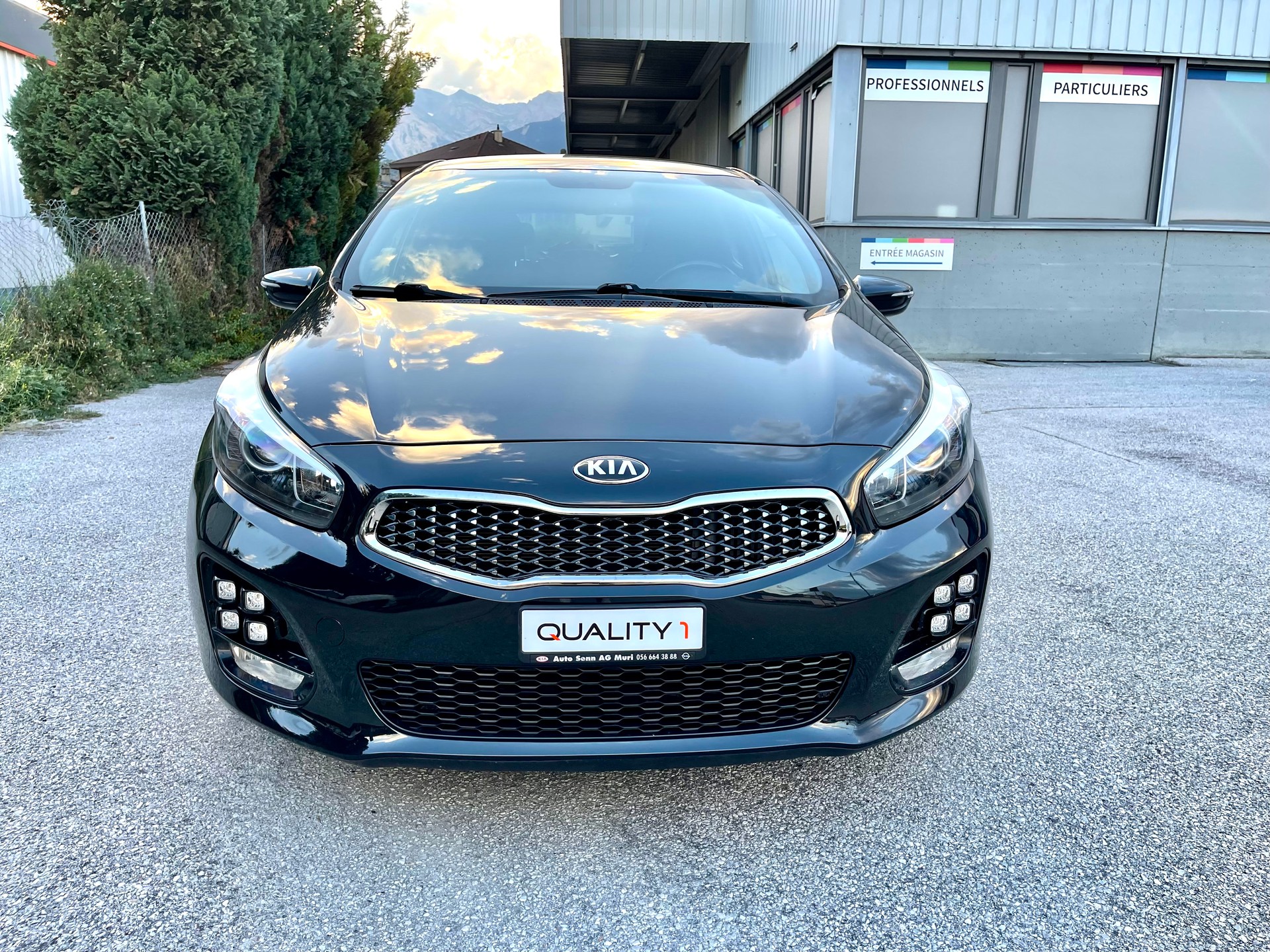 KIA Cee'd 1.6 CRDi Swiss Champion DCT-image-8