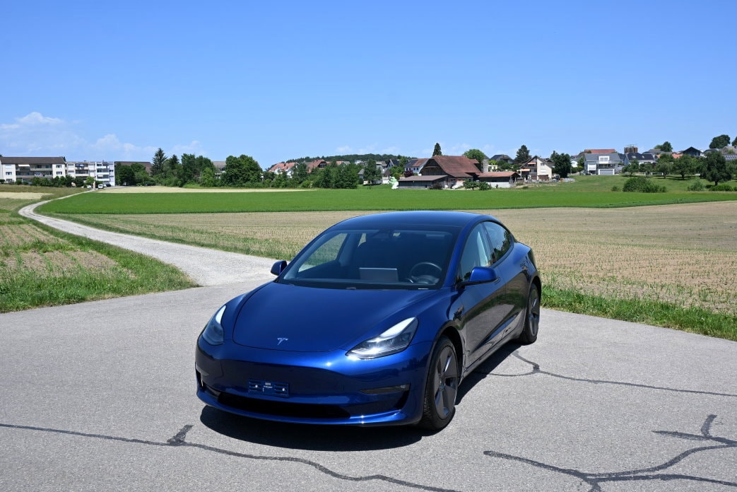 TESLA Model 3 Long Range Dual Motor AWD-image-0