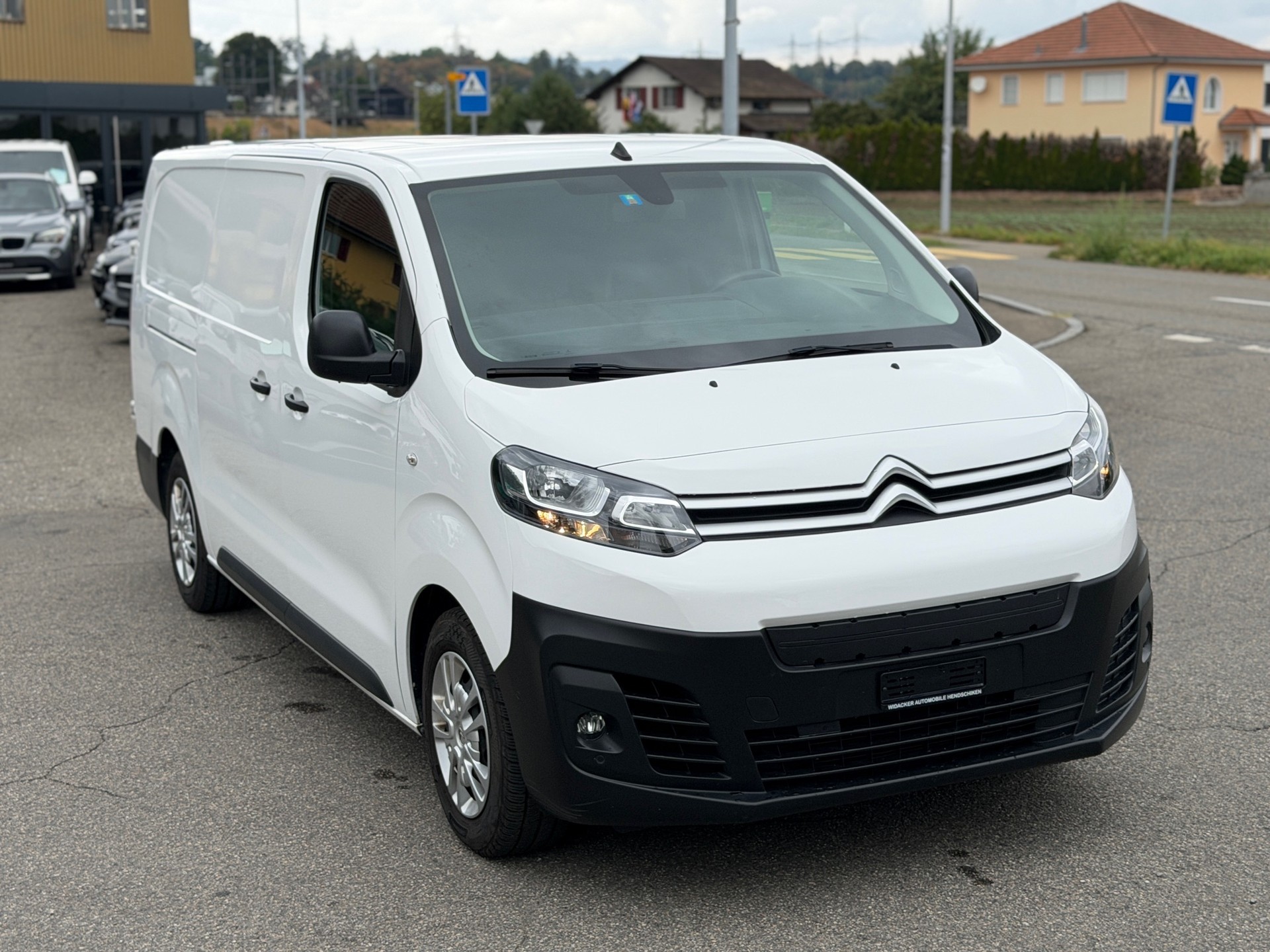 CITROEN e-Jumpy M Club 50kWh-image-12