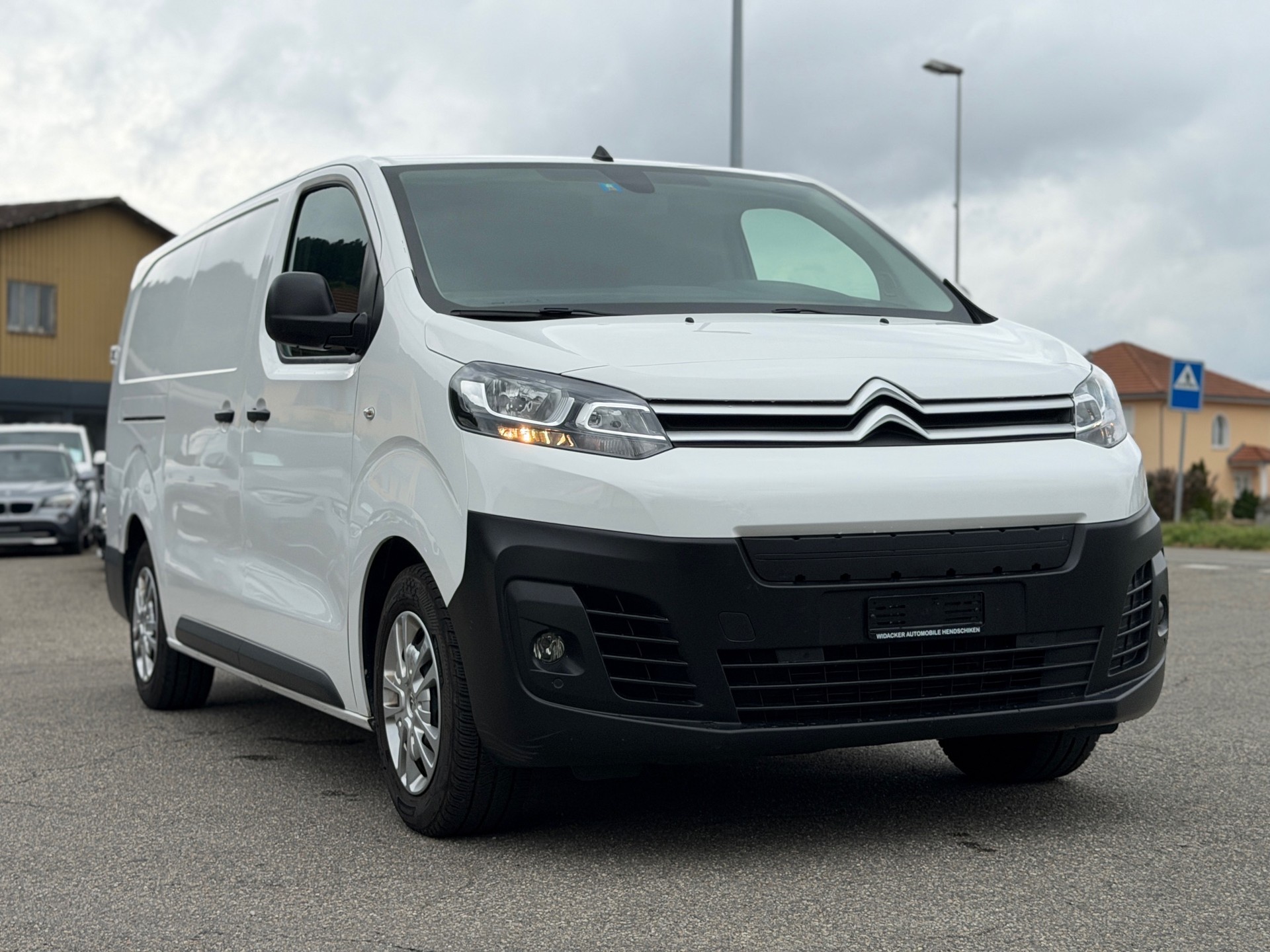 CITROEN e-Jumpy M Club 50kWh-image-2