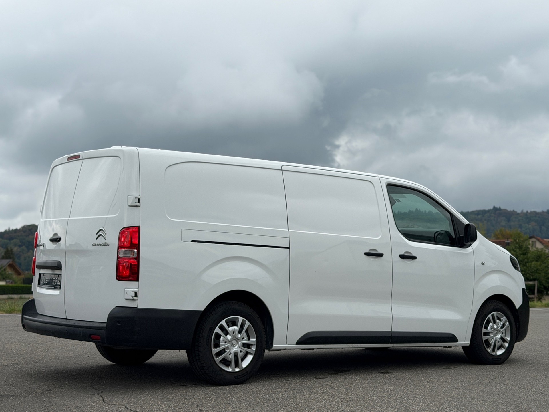 CITROEN e-Jumpy M Club 50kWh-image-3