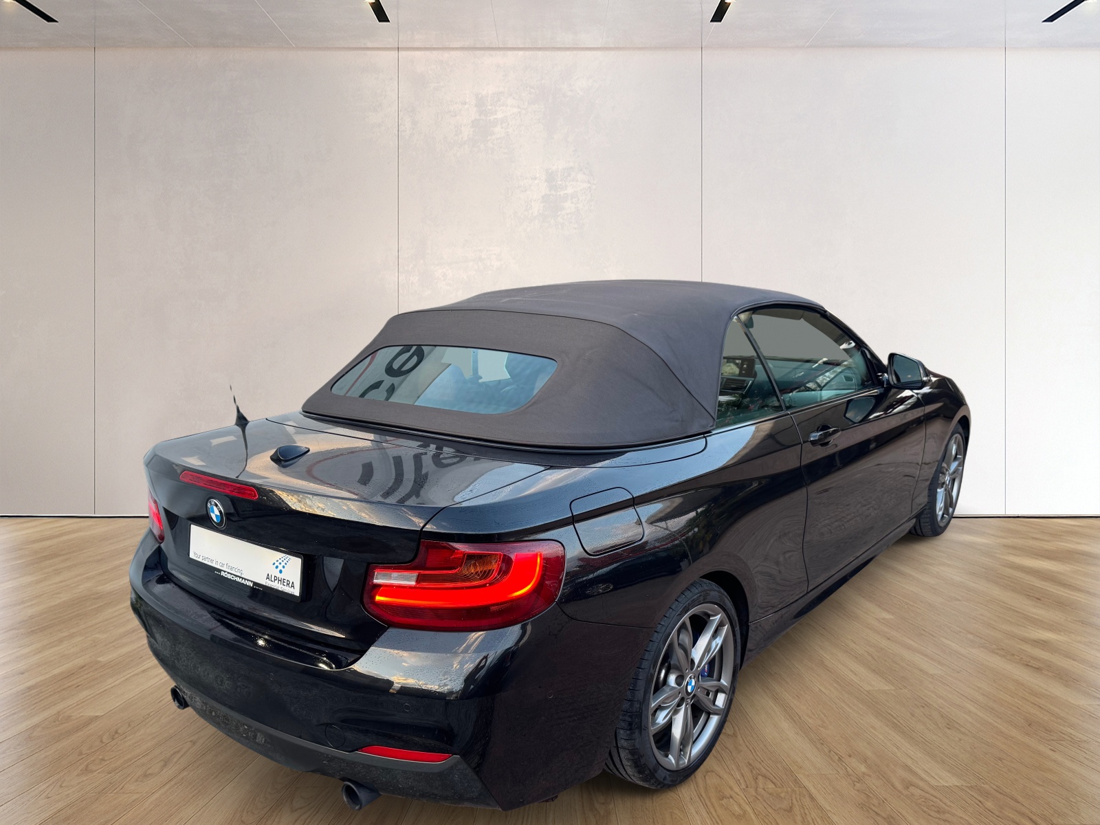 BMW M235i Steptronic-image-29
