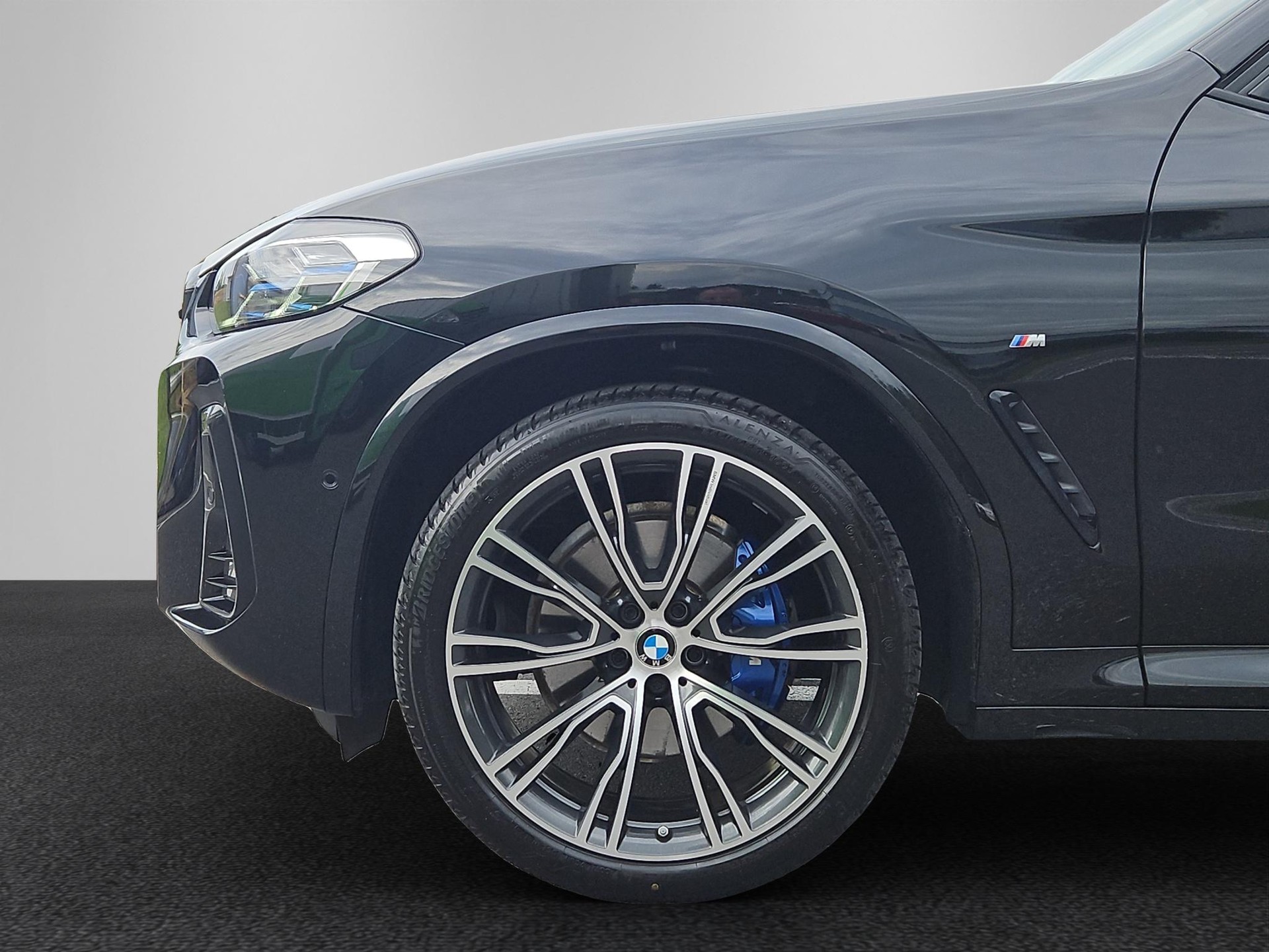 BMW X3 M40i-image-9