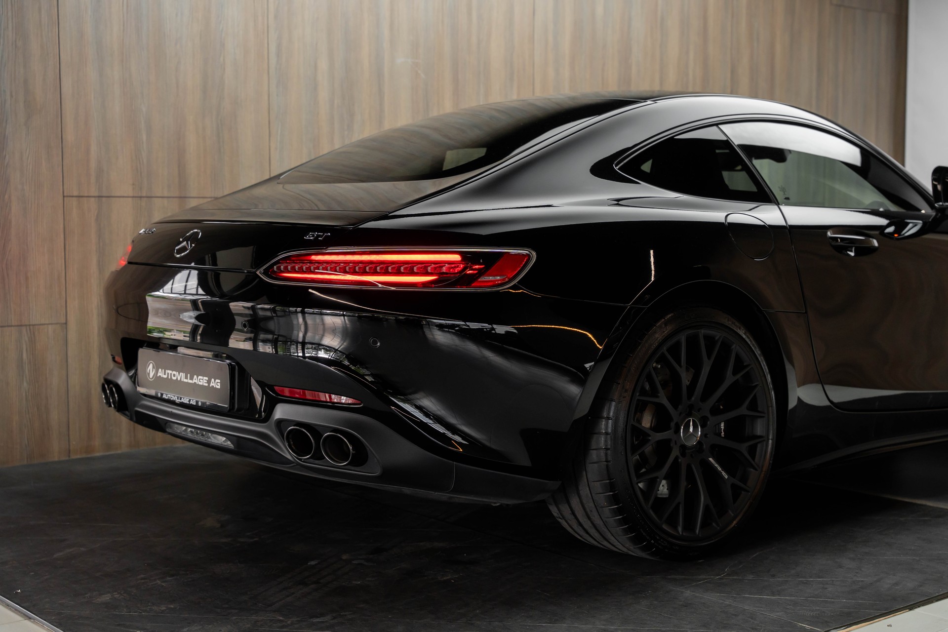 MERCEDES-BENZ AMG GT Speedshift DCT | Night Edition-image-28