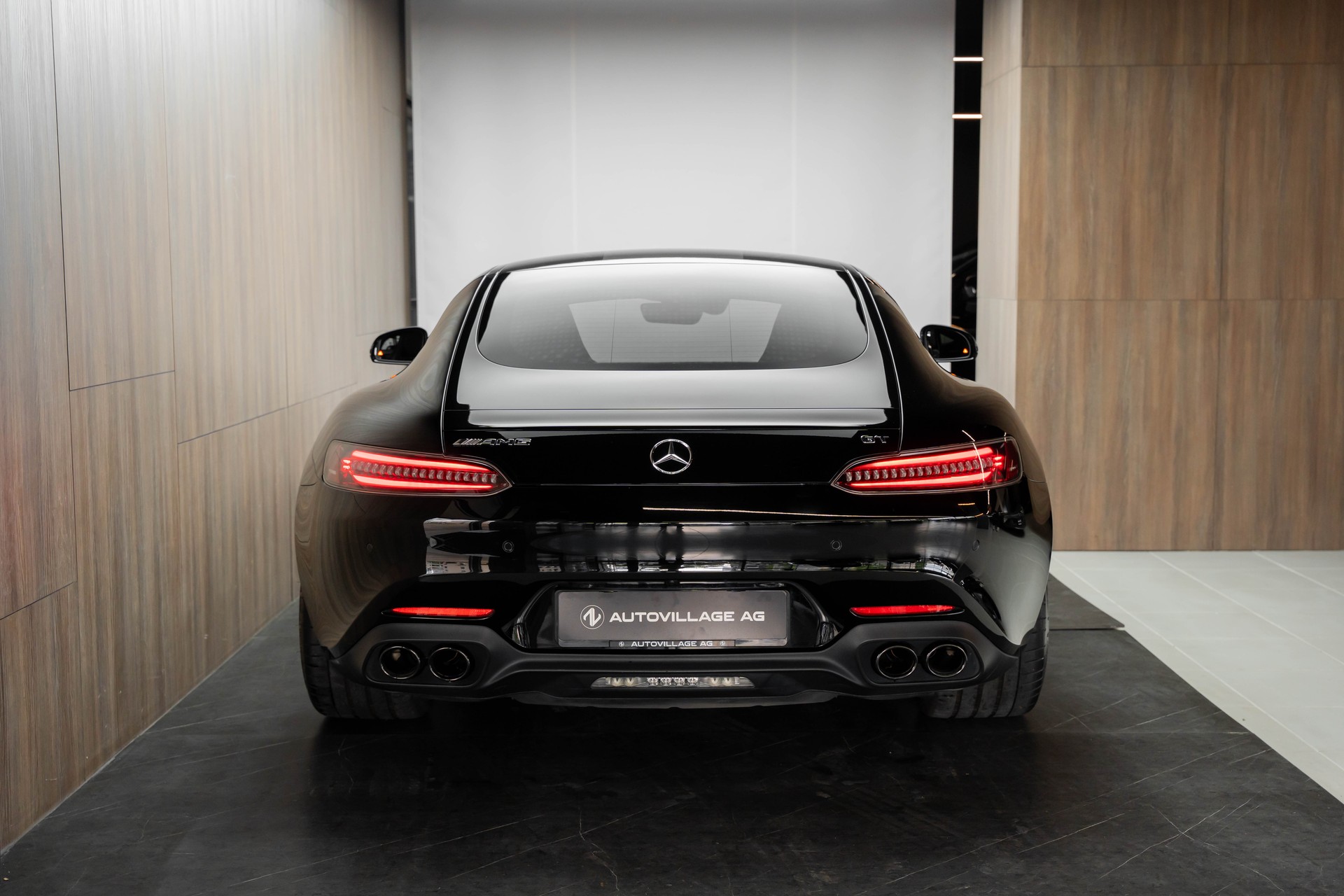MERCEDES-BENZ AMG GT Speedshift DCT | Night Edition-image-30
