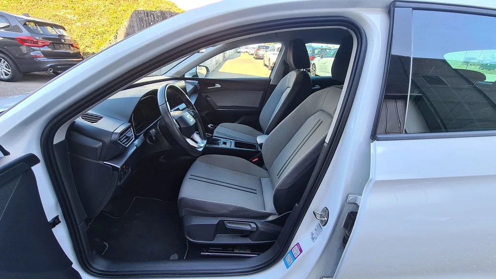 SEAT Leon 1.5 Eco TSI Style ** Navigationssystem ** PDC Hinten ** Tempomat ** Abstandsregelsysteme ** Ab Service ** **-image-10