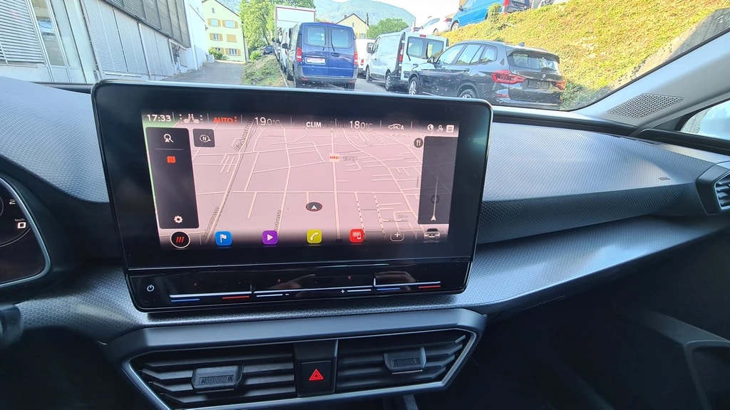 SEAT Leon 1.5 Eco TSI Style ** Navigationssystem ** PDC Hinten ** Tempomat ** Abstandsregelsysteme ** Ab Service ** **-image-7